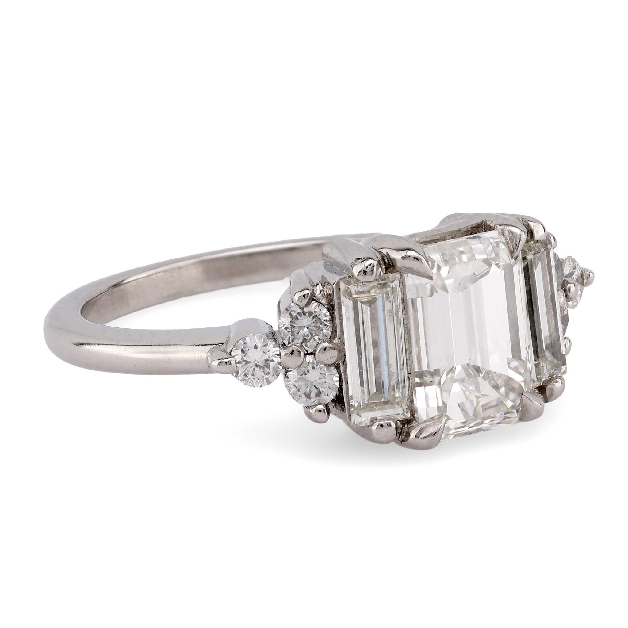 Vintage GIA 1.51 Carat Emerald Cut Diamond Platinum Engagement Ring In Excellent Condition In Beverly Hills, CA