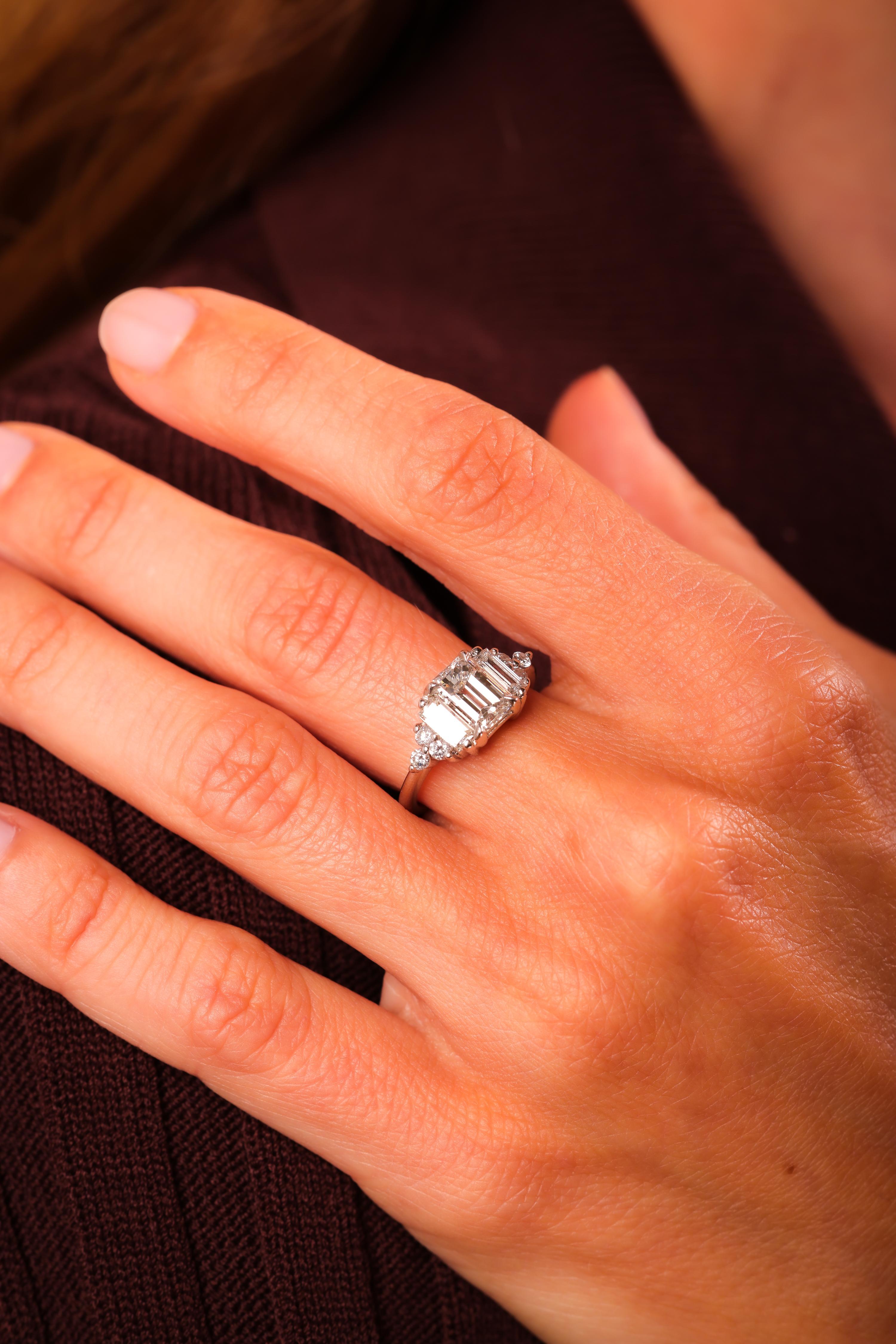 Women's or Men's Vintage GIA 1.51 Carat Emerald Cut Diamond Platinum Engagement Ring