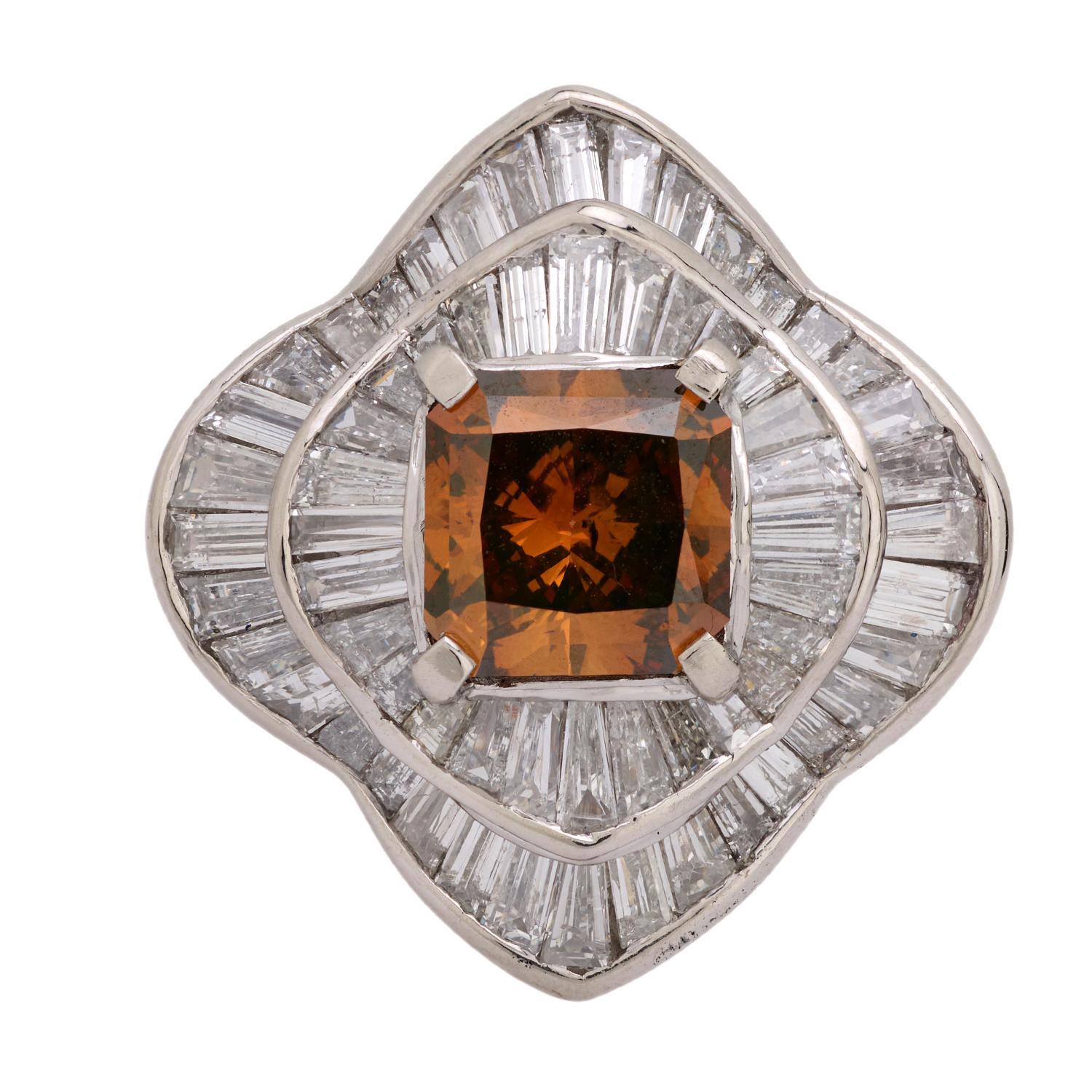 Moderno Anello ballerina con diamante arancio-marrone d'epoca GIA da 1,90 carati in vendita