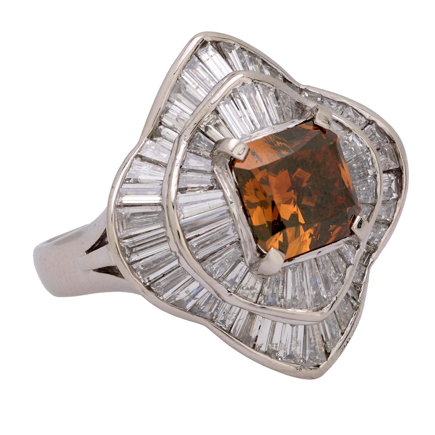 Anello ballerina con diamante arancio-marrone d'epoca GIA da 1,90 carati In condizioni buone in vendita a Beverly Hills, CA
