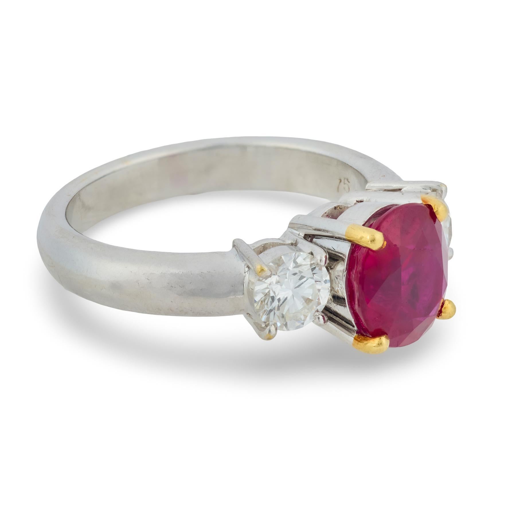 Vintage GIA 2.10 carat Burma ruby diamond 18k white gold three stone ring Bon état - En vente à Beverly Hills, CA