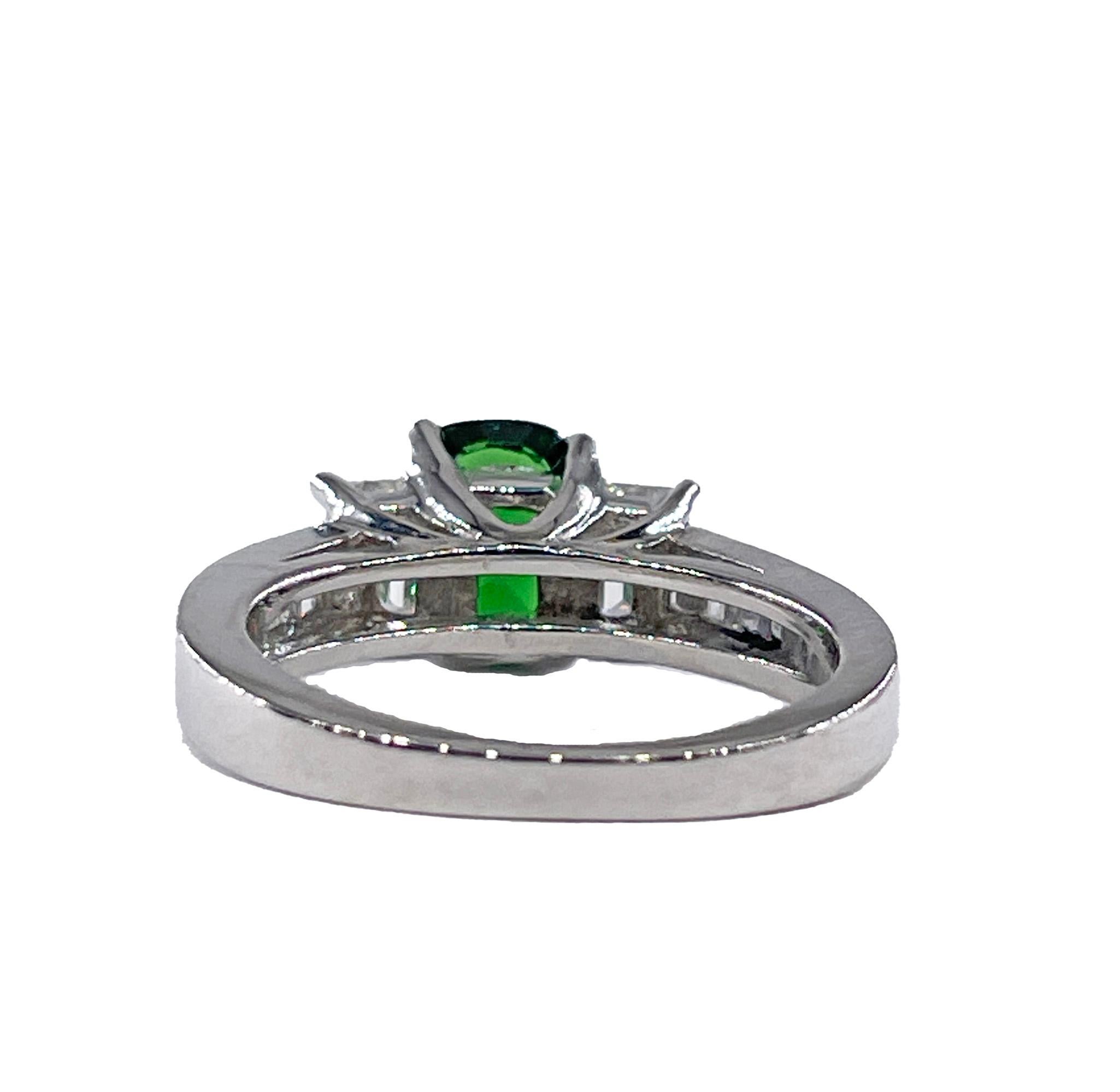 Vintage GIA 2.46ctw Natural Green Cushion Cut Tsavorite Diamond Platinum Ring For Sale 1