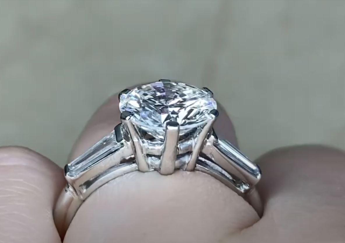 Vintage GIA 2.53ct Round Brilliant Cut Diamond Engagement Ring, Platinum For Sale 1