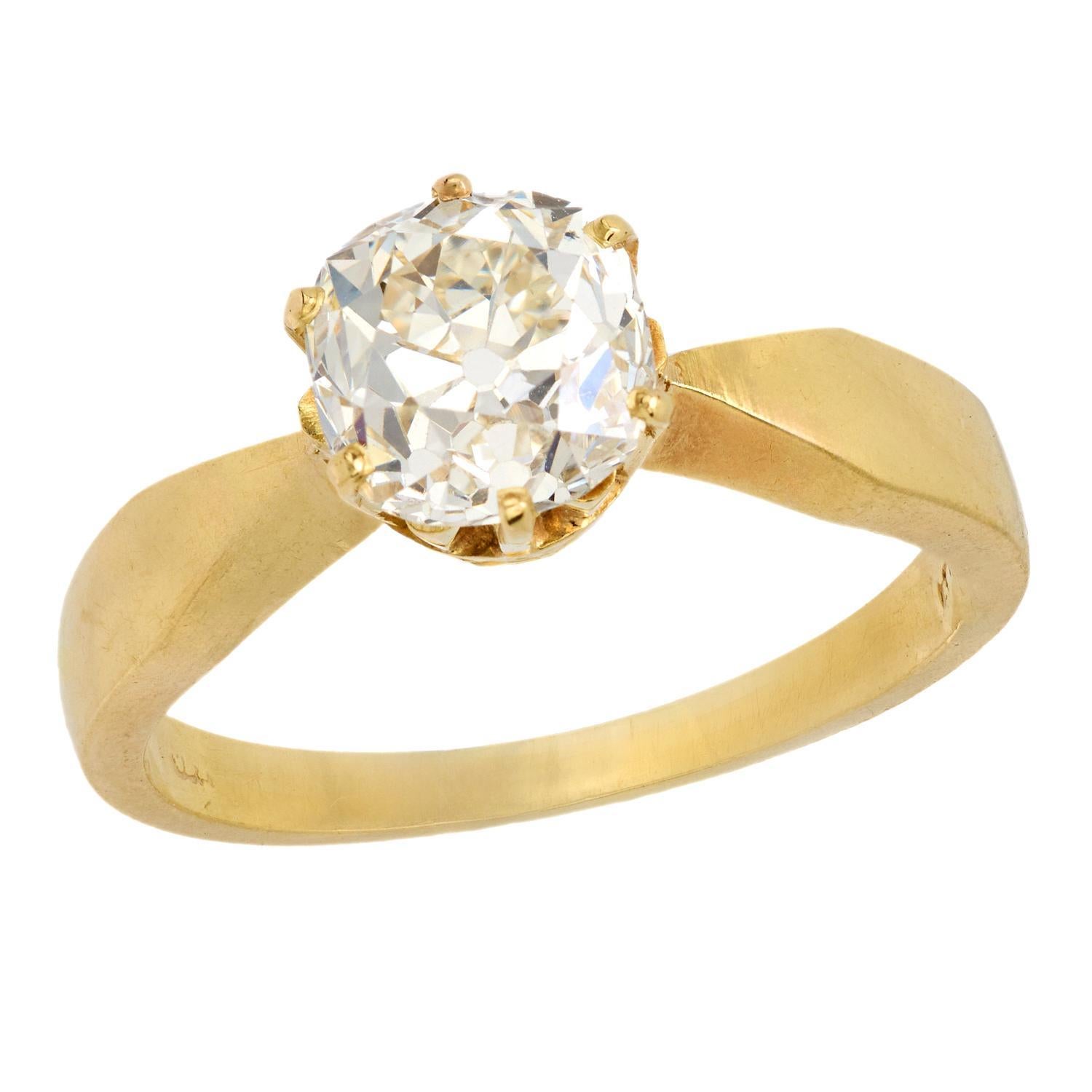 Vintage GIA 2.62 carat old mine diamond 14k yellow gold engagement ring For Sale