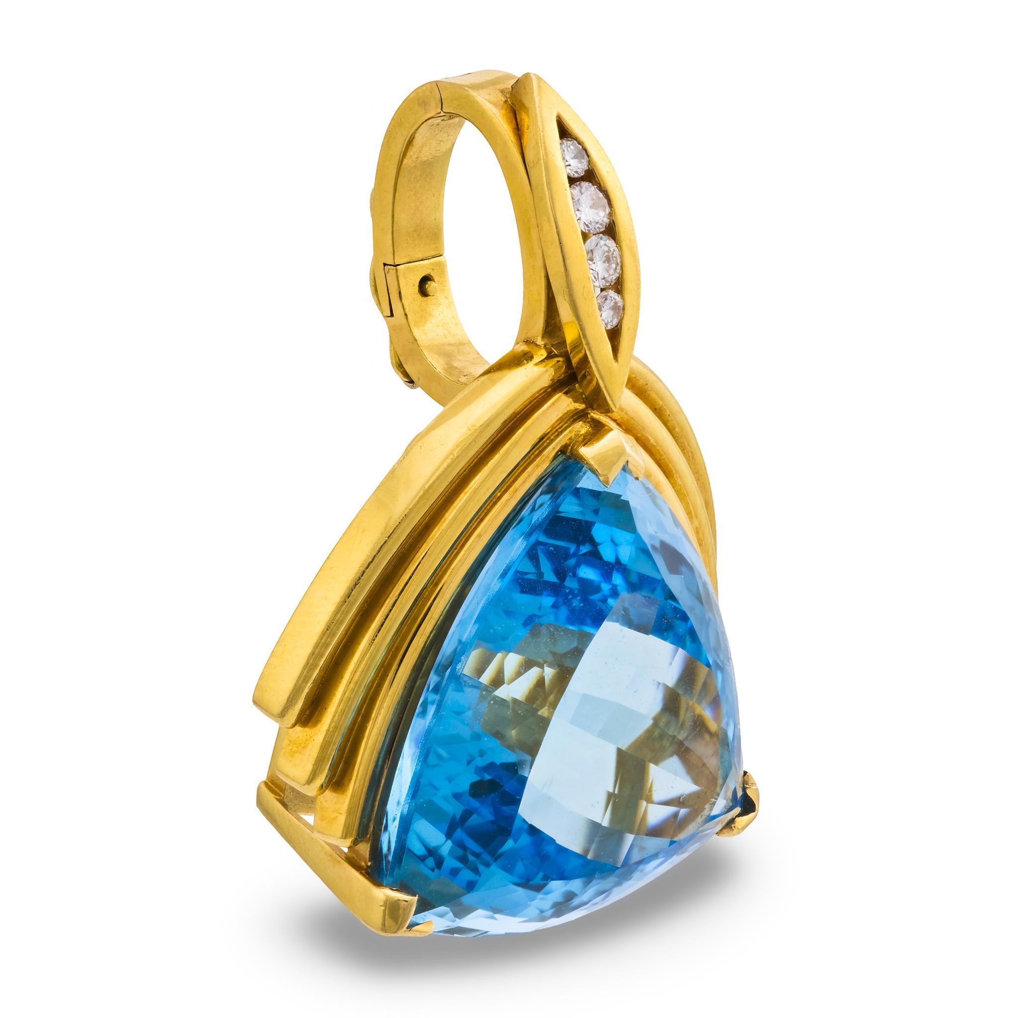 Contemporain Vintage GIA 27 carat aigue-marine 18k pendentif diamant en vente