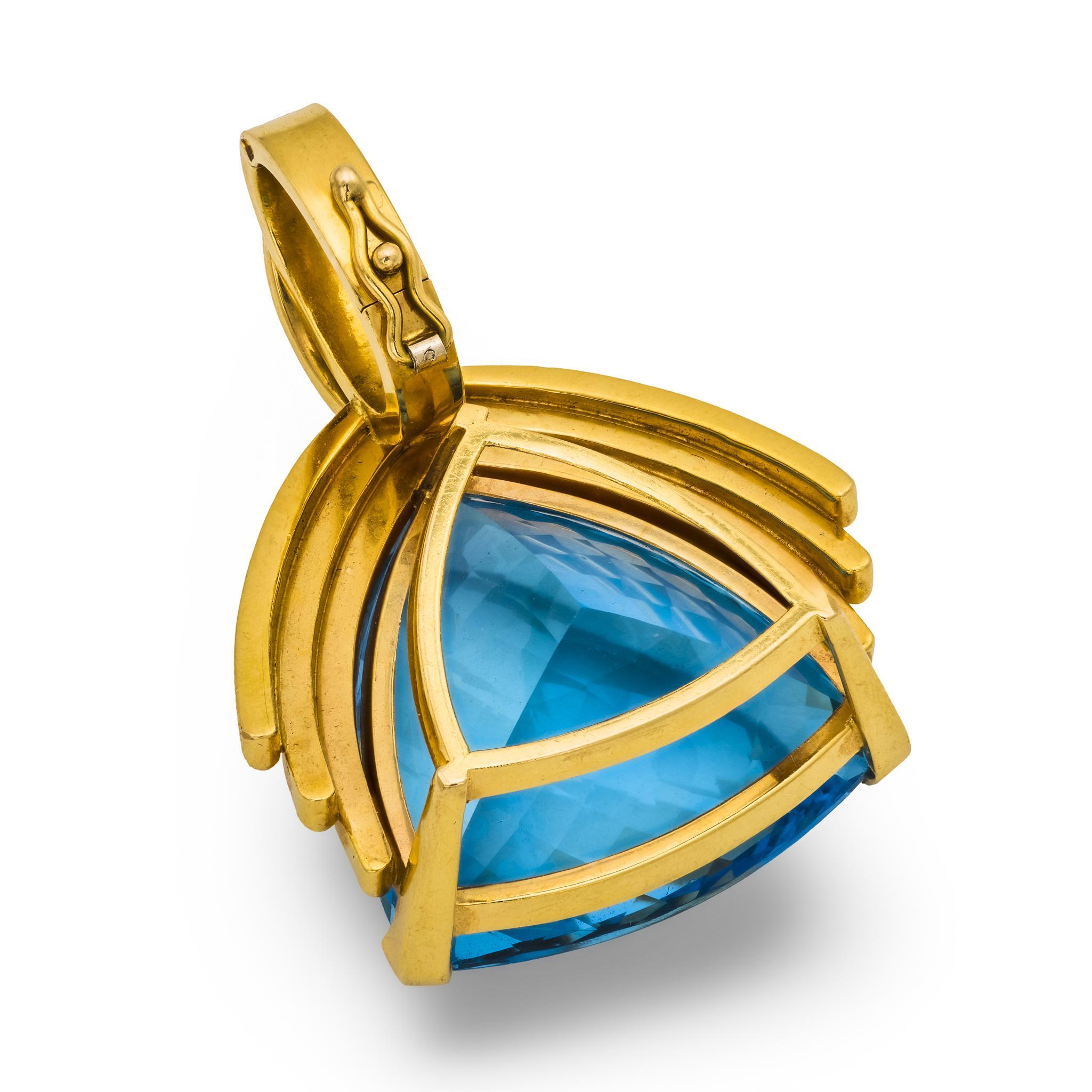 Vintage GIA 27 carat aigue-marine 18k pendentif diamant Pour femmes en vente