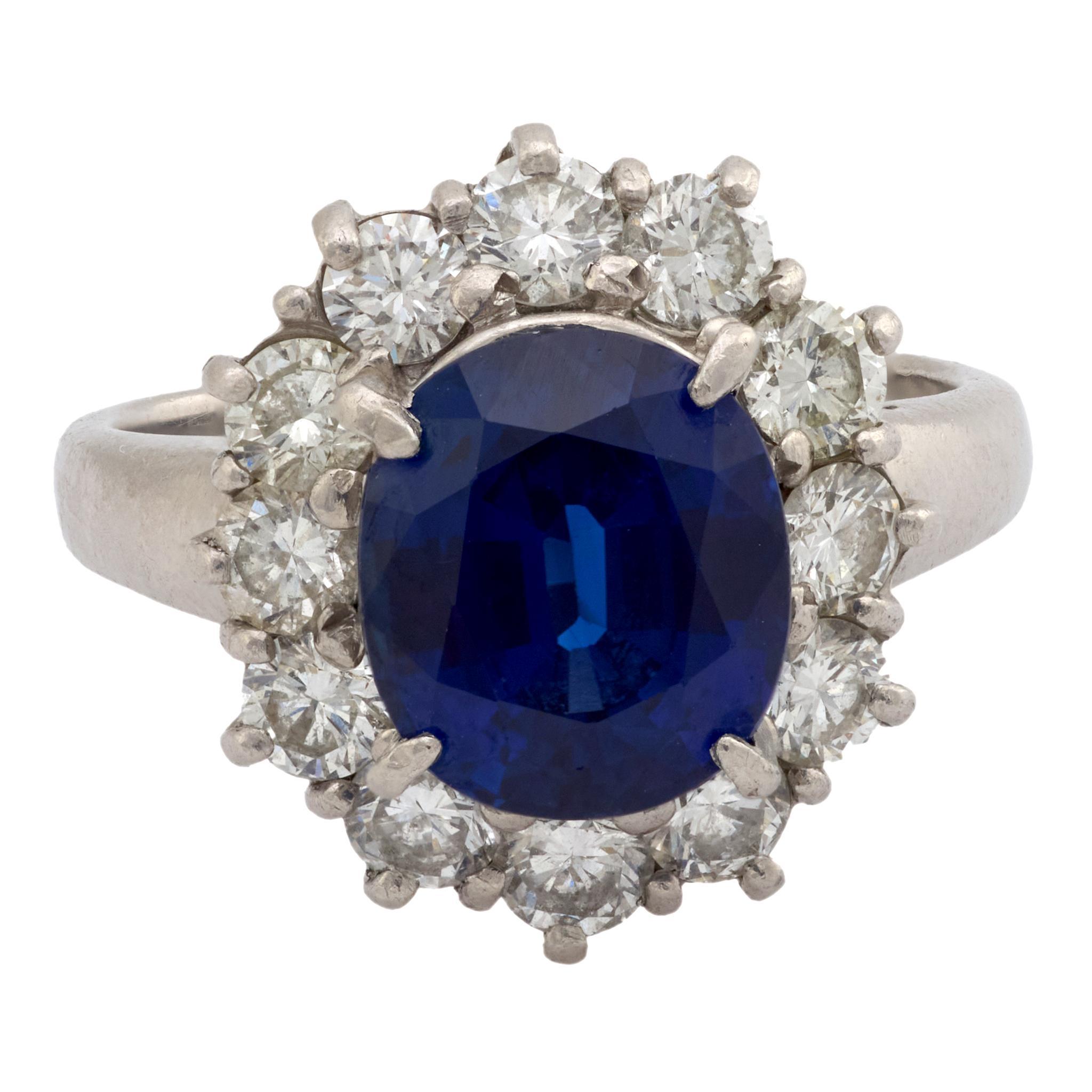 Contemporaneo Anello a grappolo in platino con diamante e zaffiro blu reale da 2,80 carati, Vintage GIA in vendita