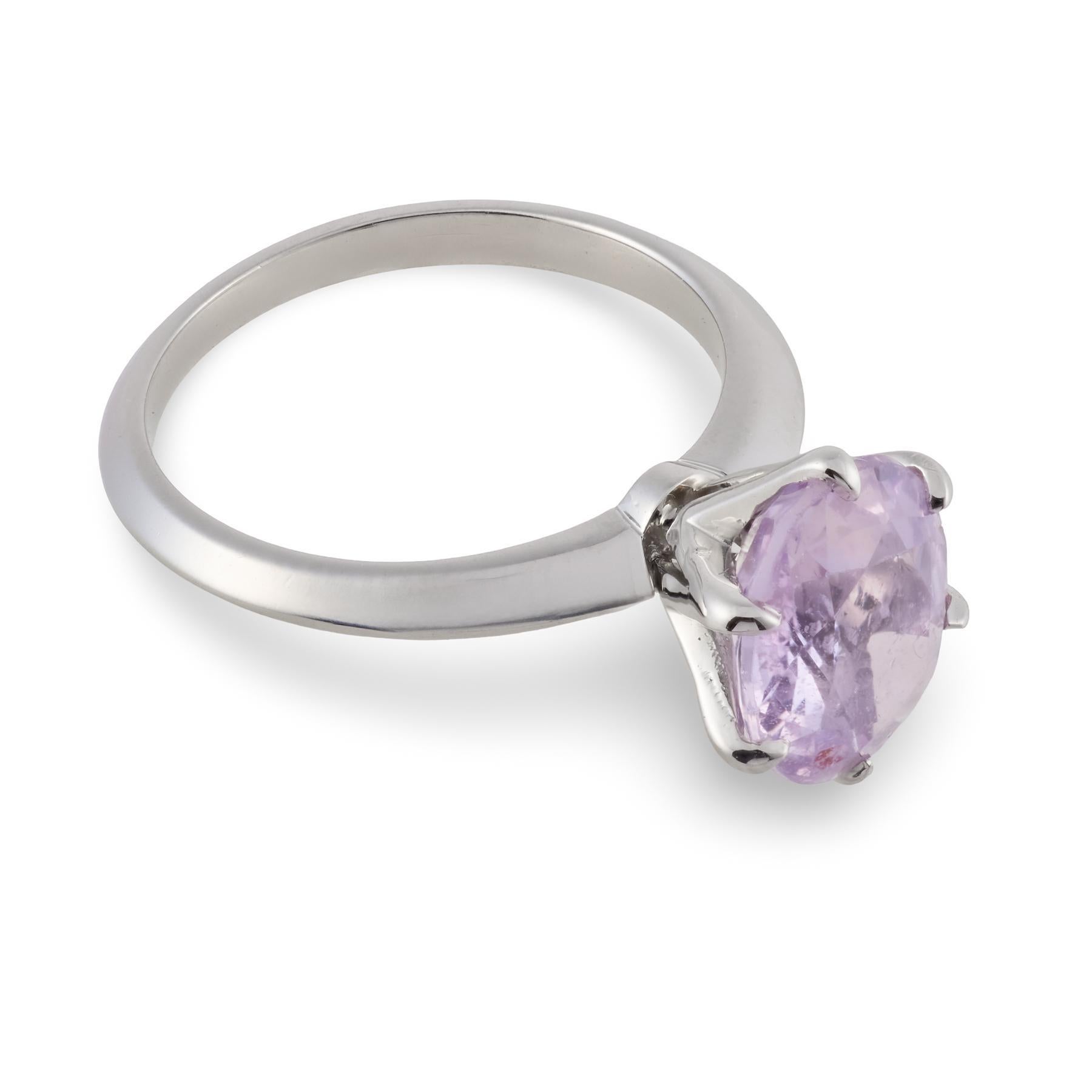 Vintage GIA 2,81 Karat ohne Hitze rosa Saphir Platin Solitär Ring im Zustand „Gut“ im Angebot in Beverly Hills, CA