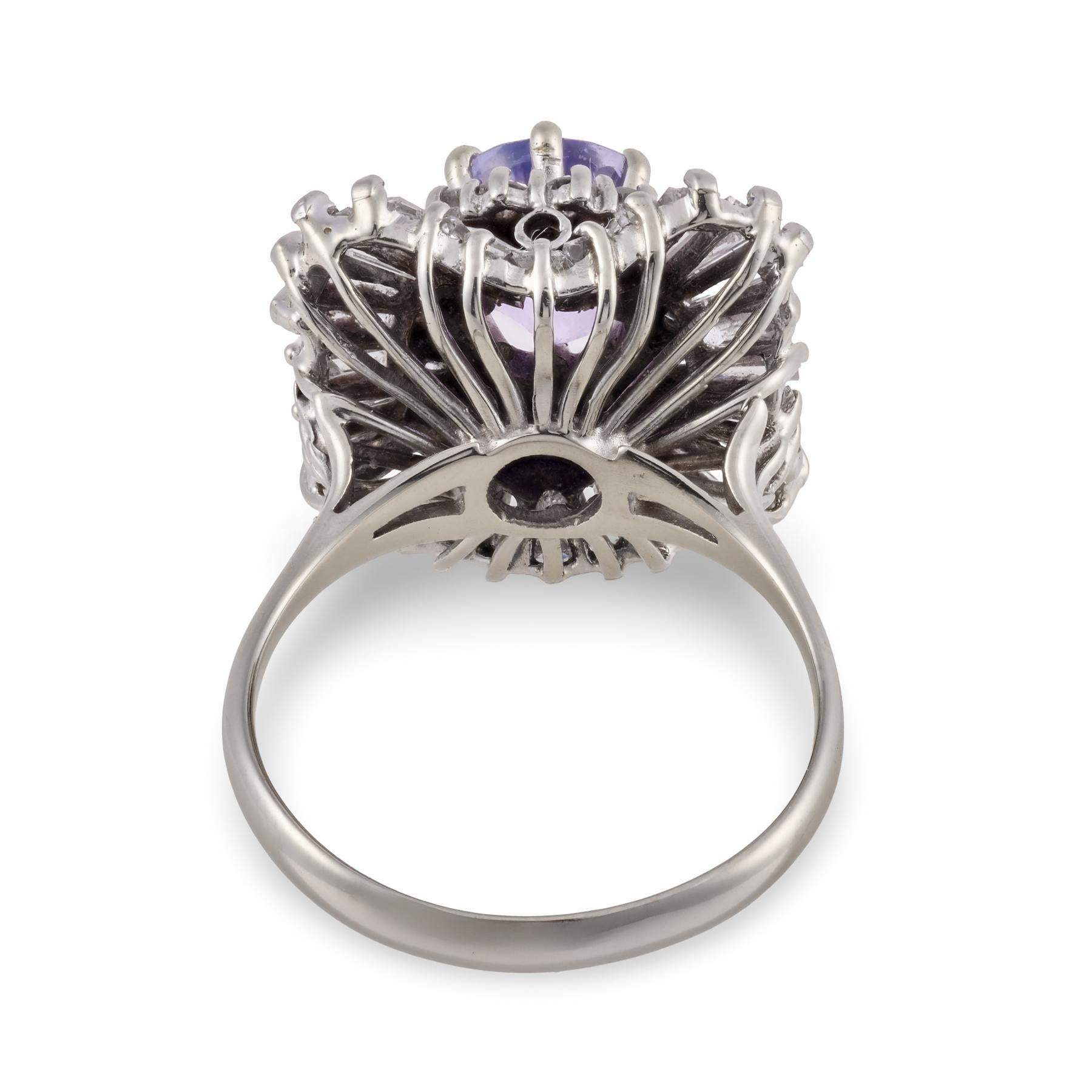 Vintage GIA 3,09 Karat Ceylon Saphir Diamant 14k Weißgold Ring (Baguetteschliff) im Angebot