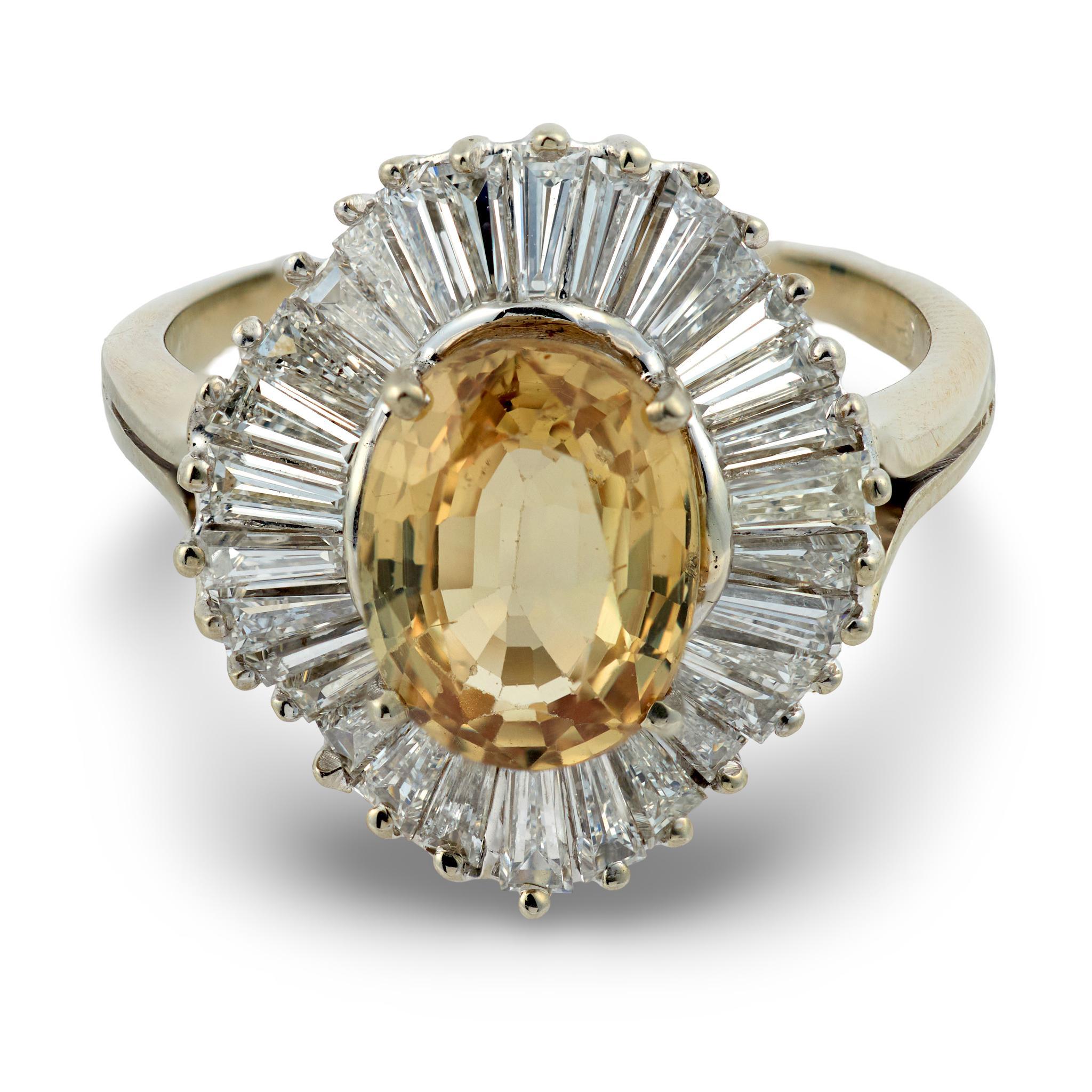 Contemporaneo Anello a grappolo in oro bianco 14k con zaffiro senza calore GIA d'epoca da 3,10 carati in vendita