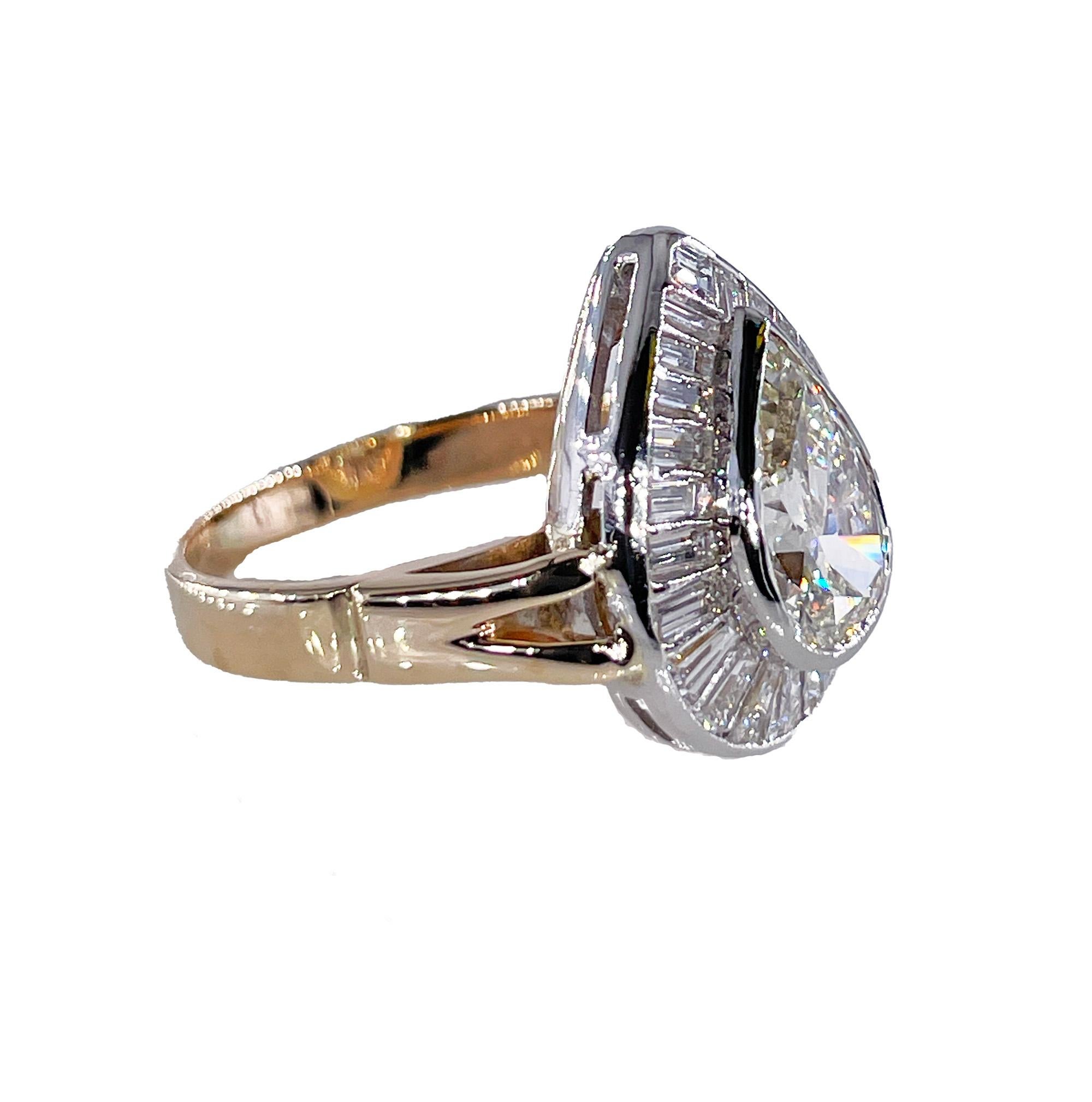 Vintage GIA 3.58ct Pear Shaped Bezel-Set Diamond Ballerina 14KWY Gold Ring For Sale 1