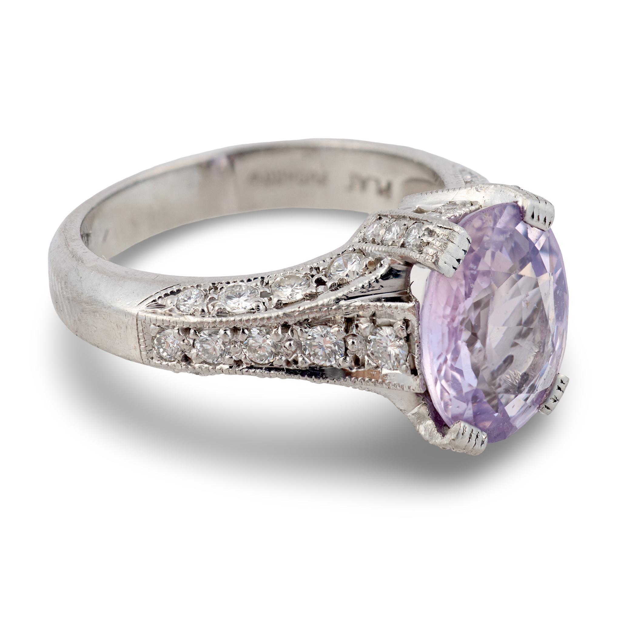 Anello vintage GIA con zaffiro rosa e diamante da 3,60 carati in platino In condizioni buone in vendita a Beverly Hills, CA