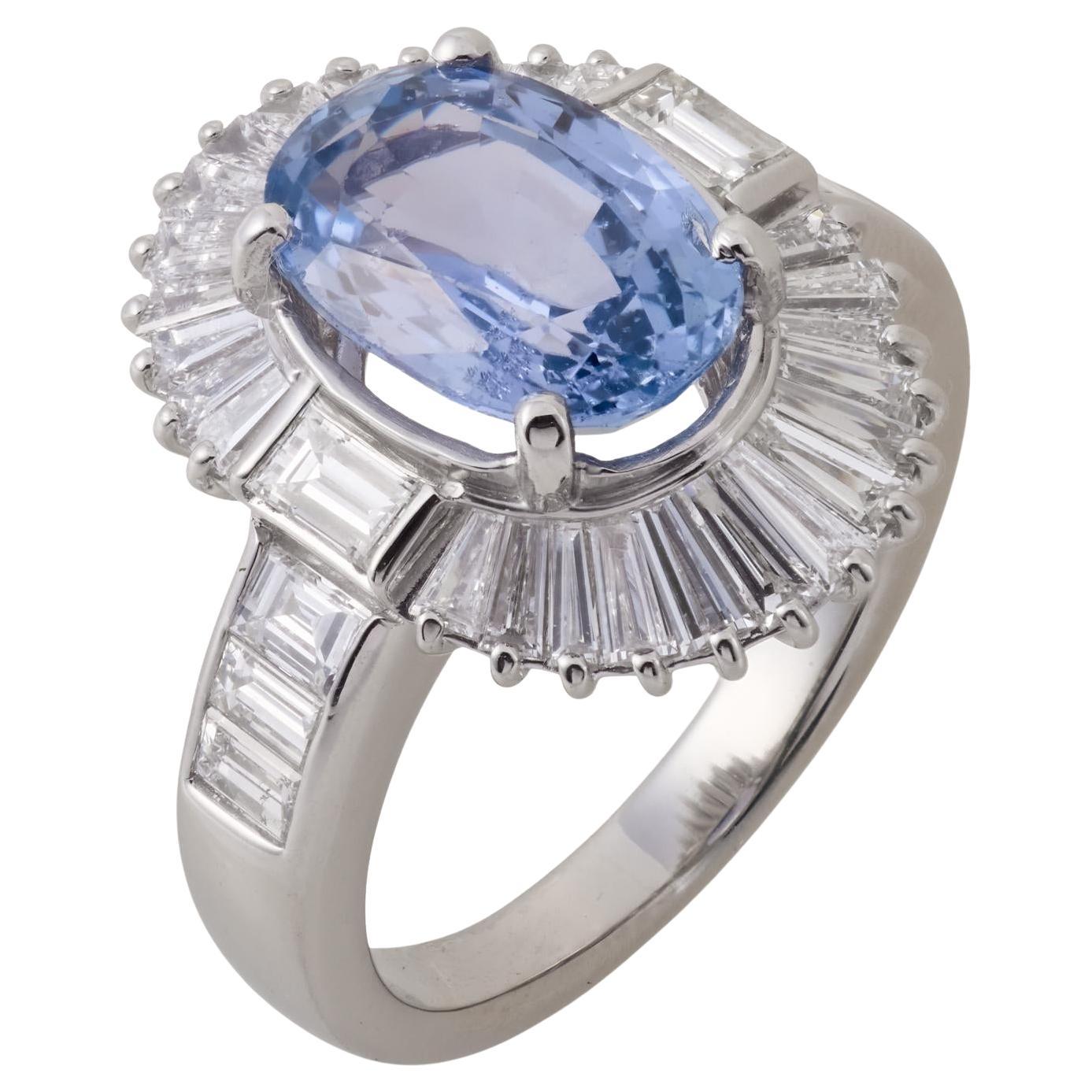 Anello cocktail in platino con zaffiro e diamante d
epoca GIA da 3.70 carati senza calore