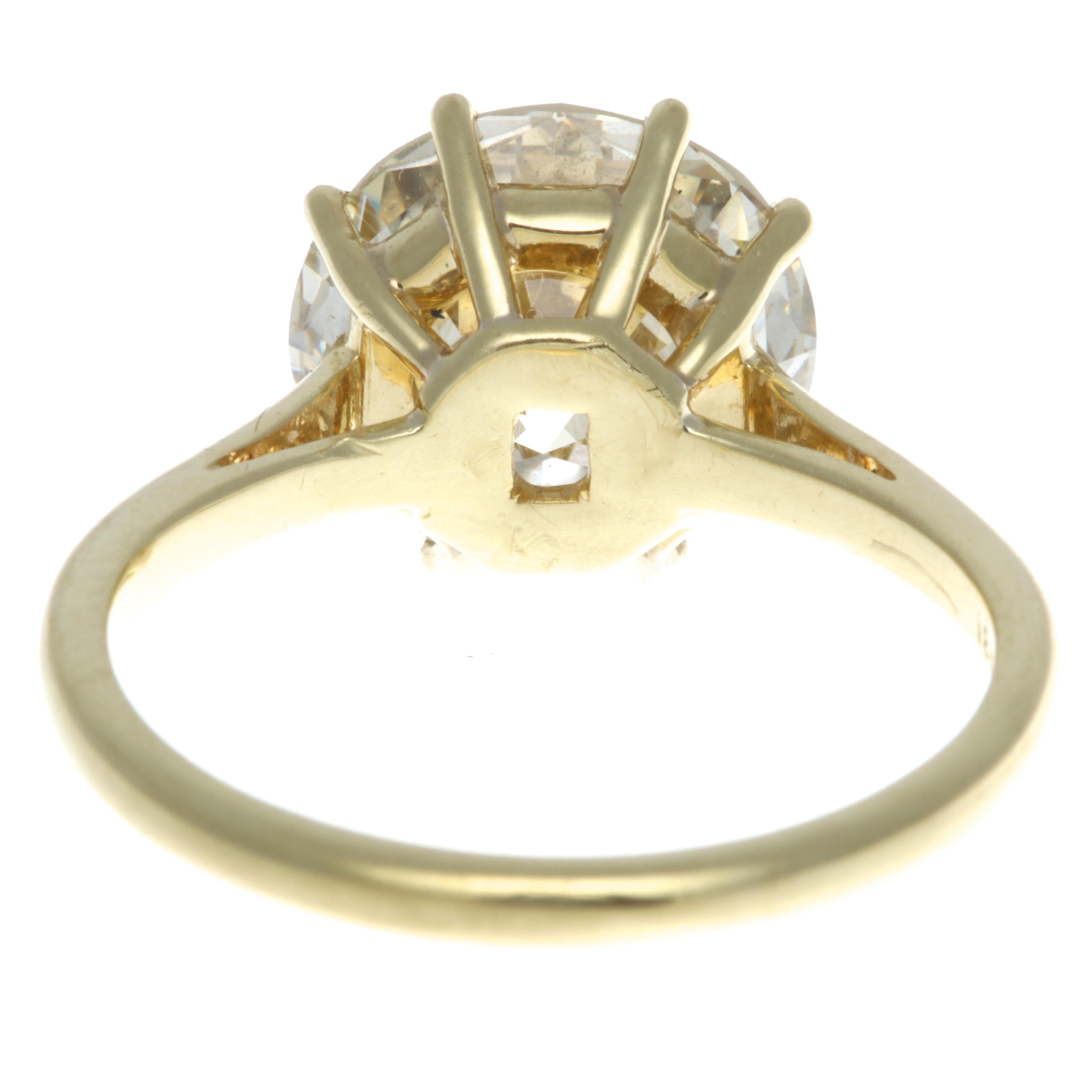 Women's Vintage GIA 4.06 Carat 18 Karat Solitaire Engagement Gold Ring