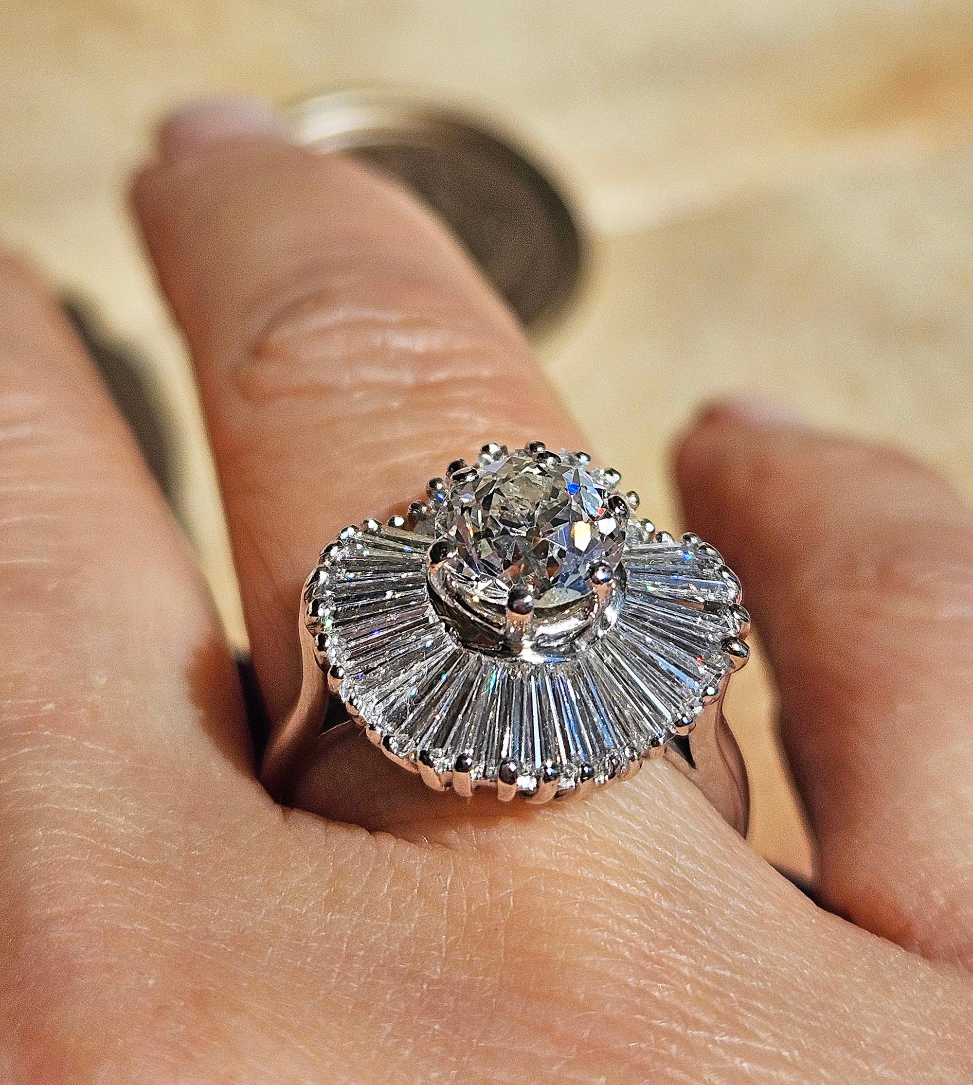 Vintage GIA 4.06ctw Old European Cut Diamond Ballerina Cocktail Platinum Ring For Sale 4