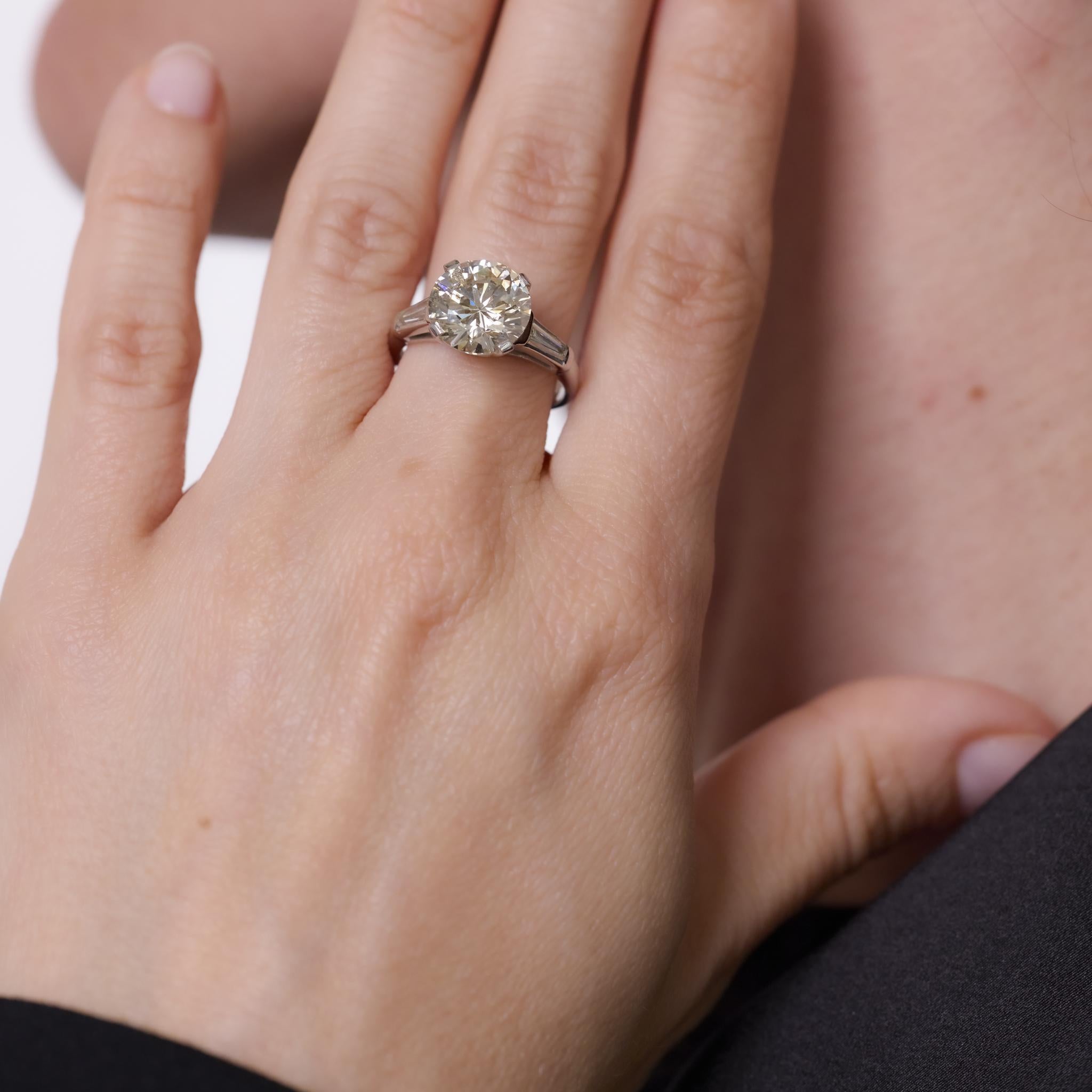 Verlobungsring aus Platin mit GIA 4.08 Karat Diamant im Vintage-Stil (Brillantschliff) im Angebot