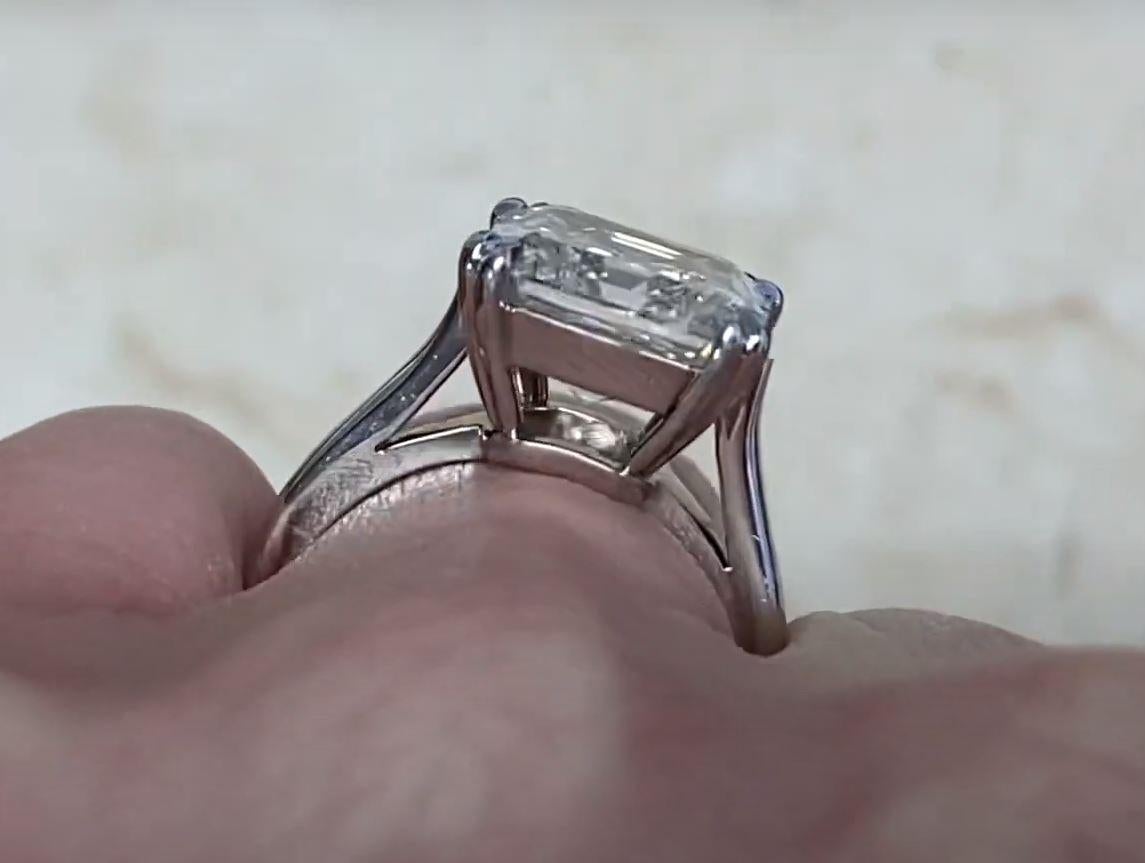 Vintage GIA 6.01ct Asscher Cut Diamond Engagement Ring, Platinum, Circa 1950 For Sale 5