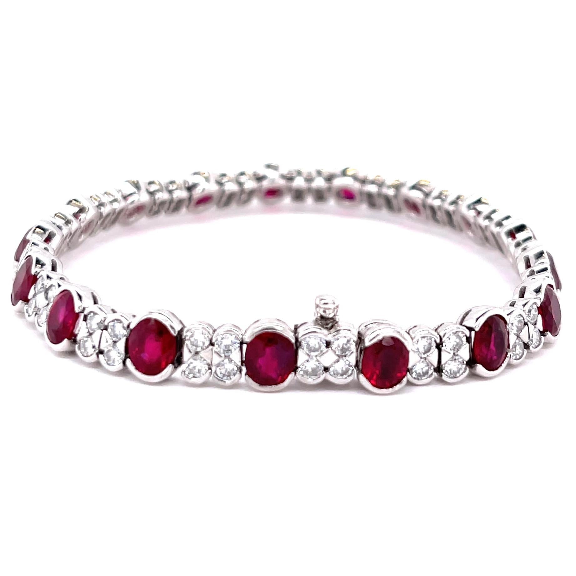 Vintage GIA Burma Ruby Diamond Platinum Bracelet In Excellent Condition In Beverly Hills, CA