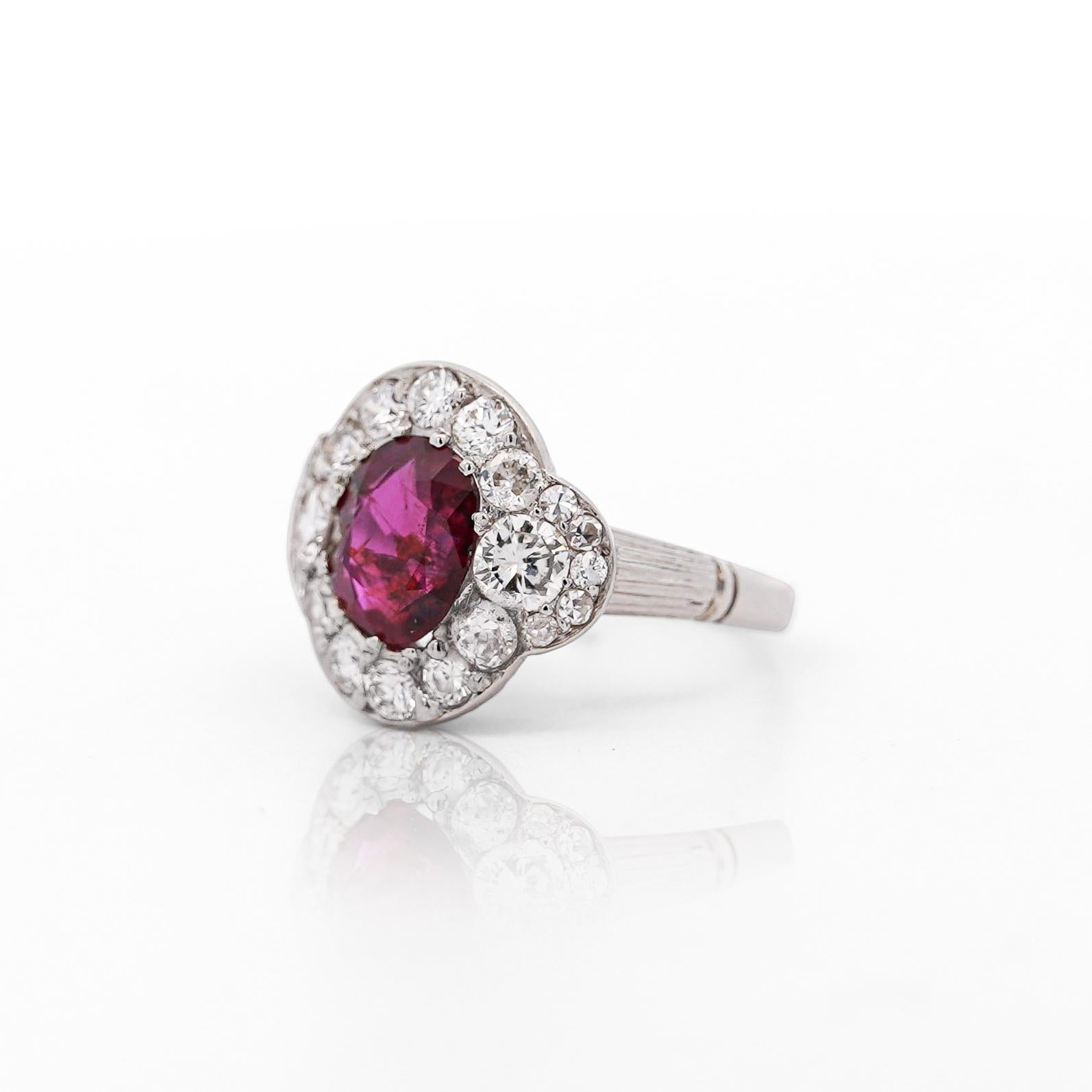 Vintage GIA Cert. 2.3 Carat No Heat Burma Ruby & Diamond in Platinum Ring For Sale 3