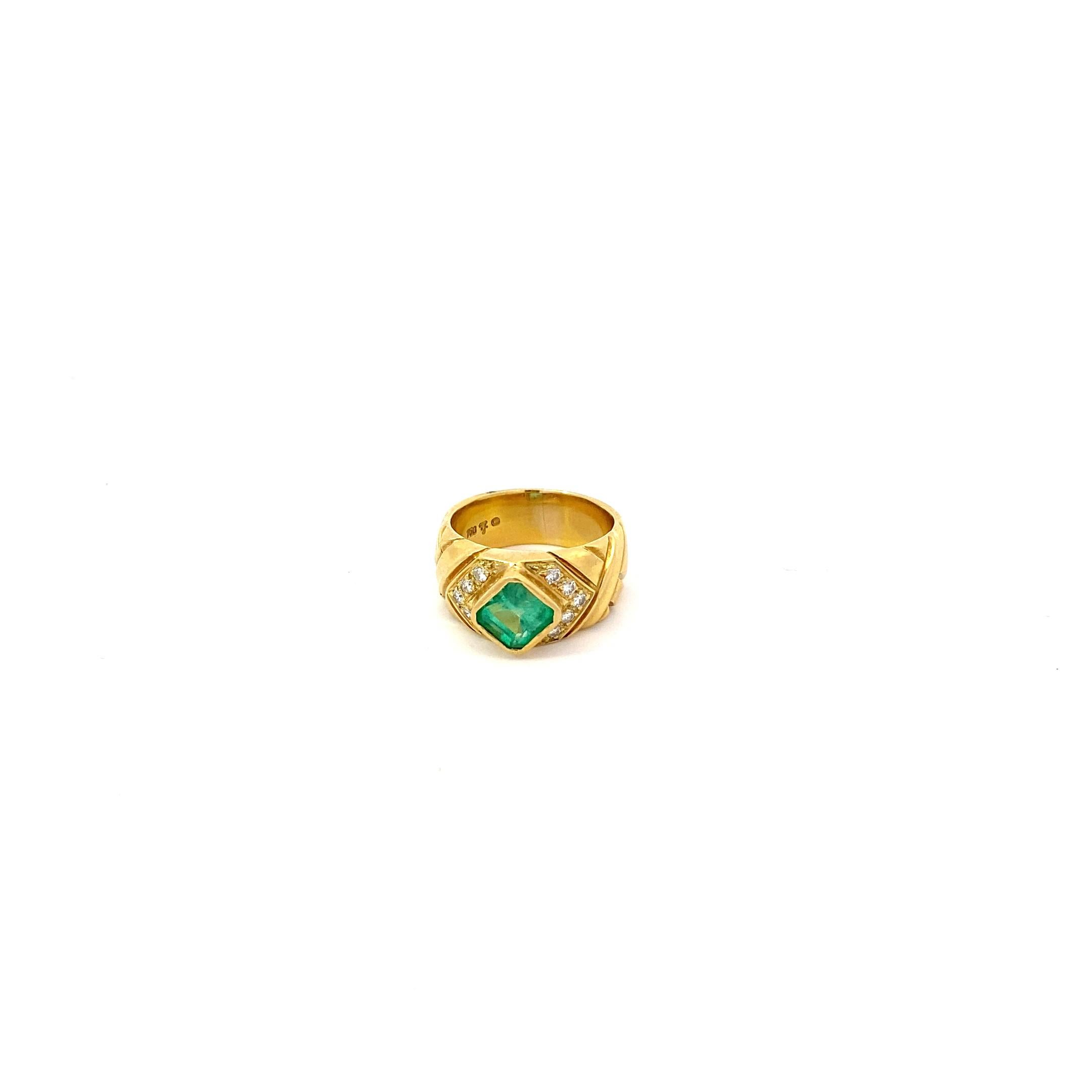 Most likely made during the 1980s, this juicy vintage emerald ring is sure to make your mouth water. 
Weighing in at just over 1ct, this step cut emerald is bezel set in an equally thick luxe 18k yellow band and surrounded by VS clarity, F color
