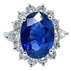 Vintage GIA Ceylon Oval Sapphire Diamond Platinum Cluster Ring