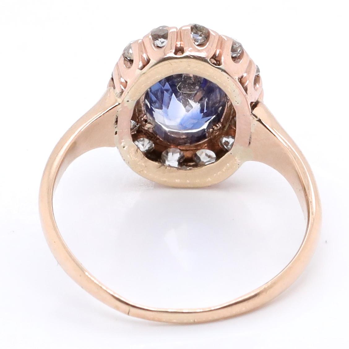 Oval Cut Vintage GIA Ceylon Sapphire Diamond 14 Karat Gold Cluster Ring