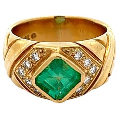 Vintage GIA Colombian Emerald Diamond 18 Karat Yellow Gold Band Ring