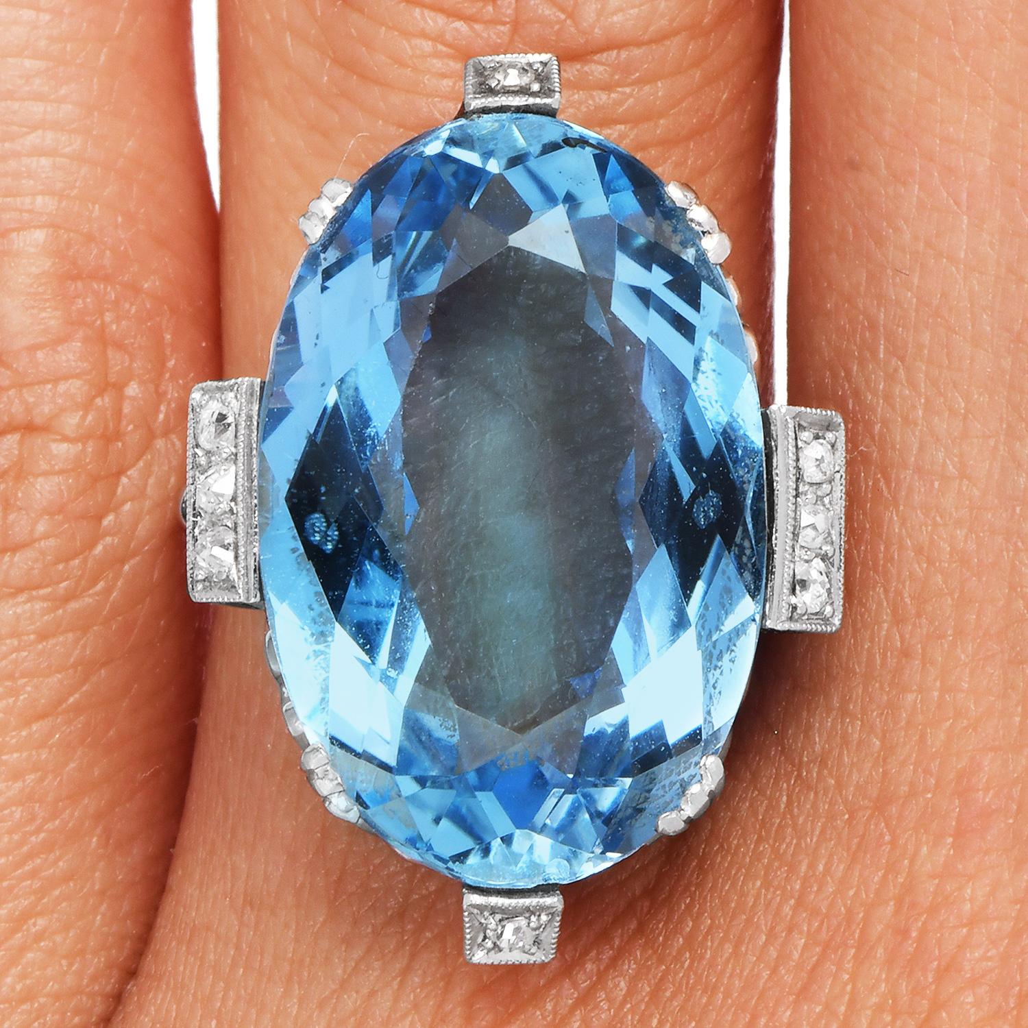 Vintage GIA Ocean Blue 16.83cts Aquamarine Diamond Gold Cocktail Ring For Sale 3