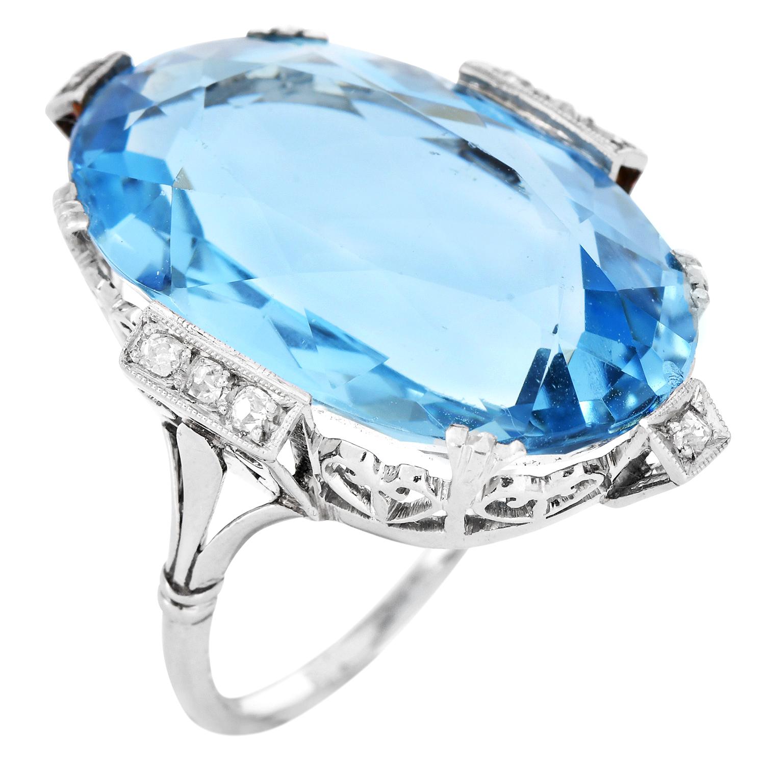 Vintage GIA Ocean Blue 16.83cts Aquamarine Diamond Gold Cocktail Ring For Sale