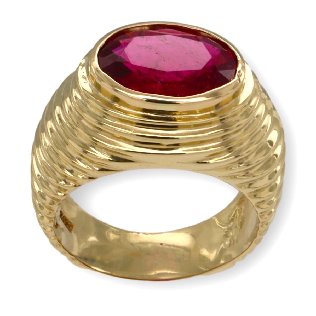Oval Cut Vintage Giancarlo 14K Yellow Gold Oval Pink Tourmaline Ring