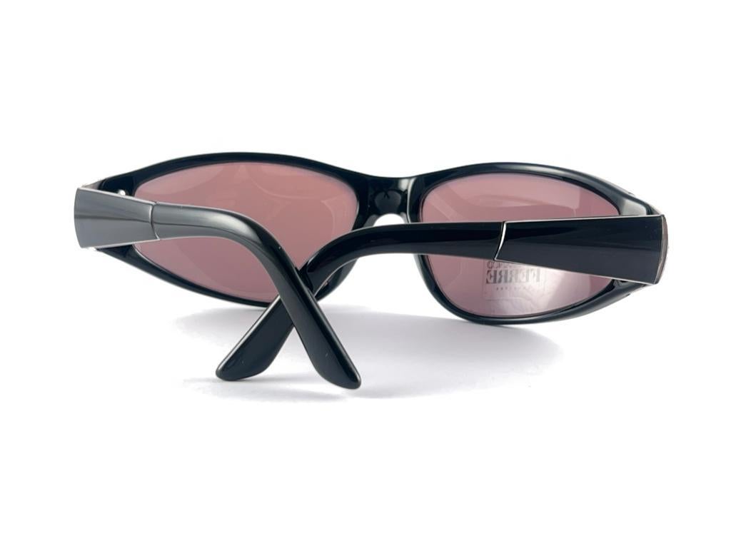 Vintage Gianfranco Ferre Gff 310 Black & Silver Details Made In Italy Sunglasses For Sale 6