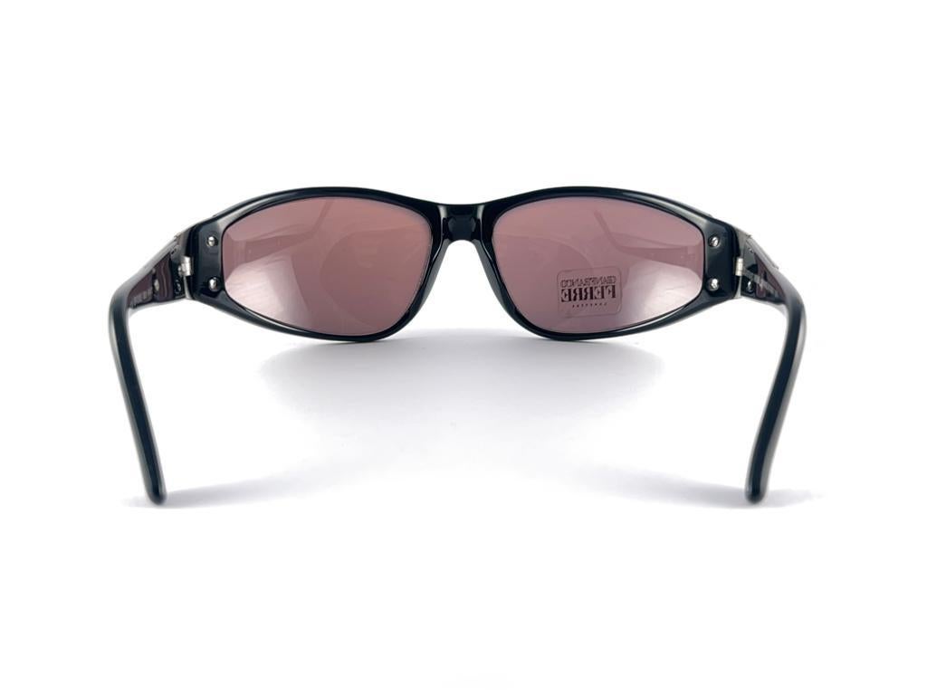 Vintage Gianfranco Ferre Gff 310 Black & Silver Details Made In Italy Sunglasses For Sale 5
