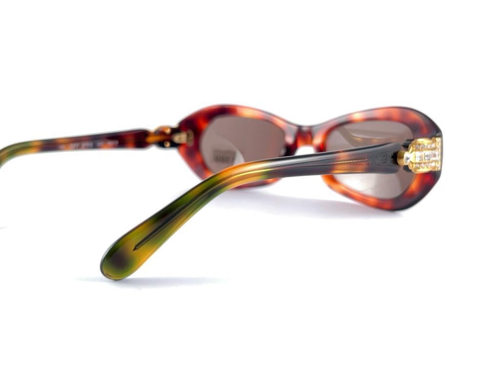 Vintage Gianfranco Ferre Gff 377 Oval Tortoise & Rhinestones Gold Sunglasses For Sale 4