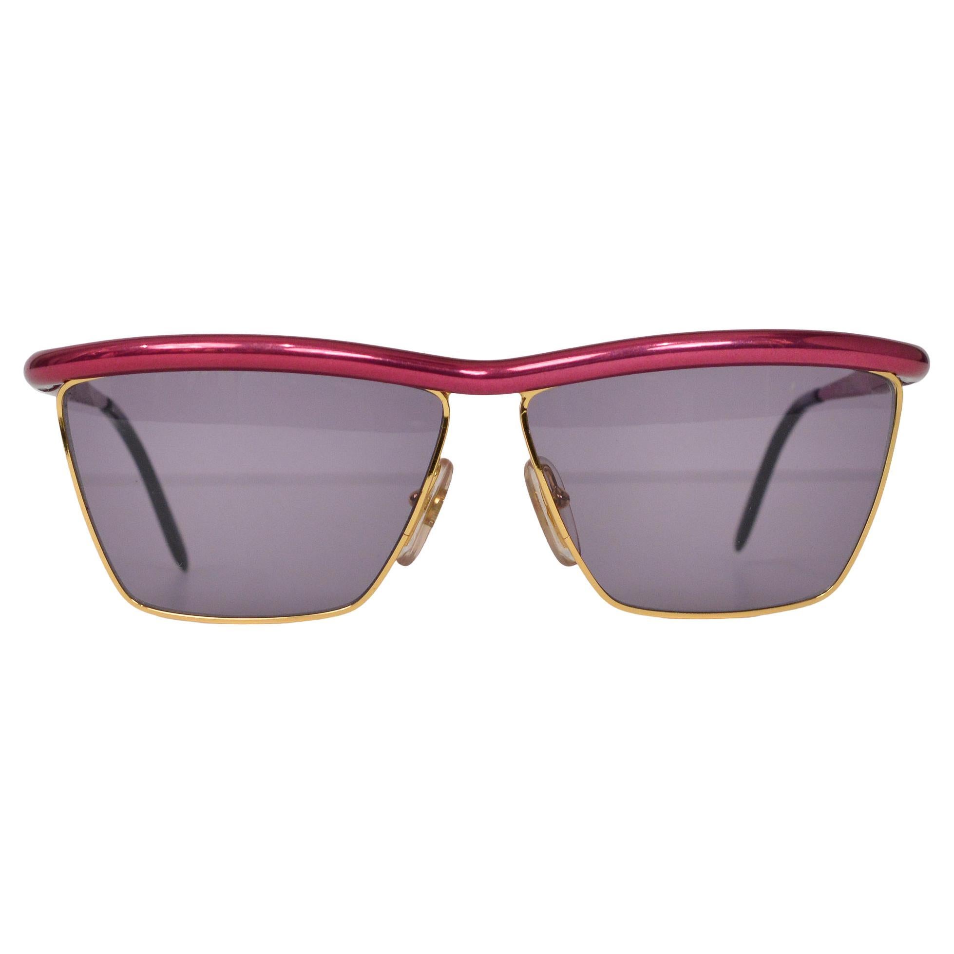 Gianfranco Ferre - Lunettes de soleil roses métalliques vintage avec lunettes fumées  en vente