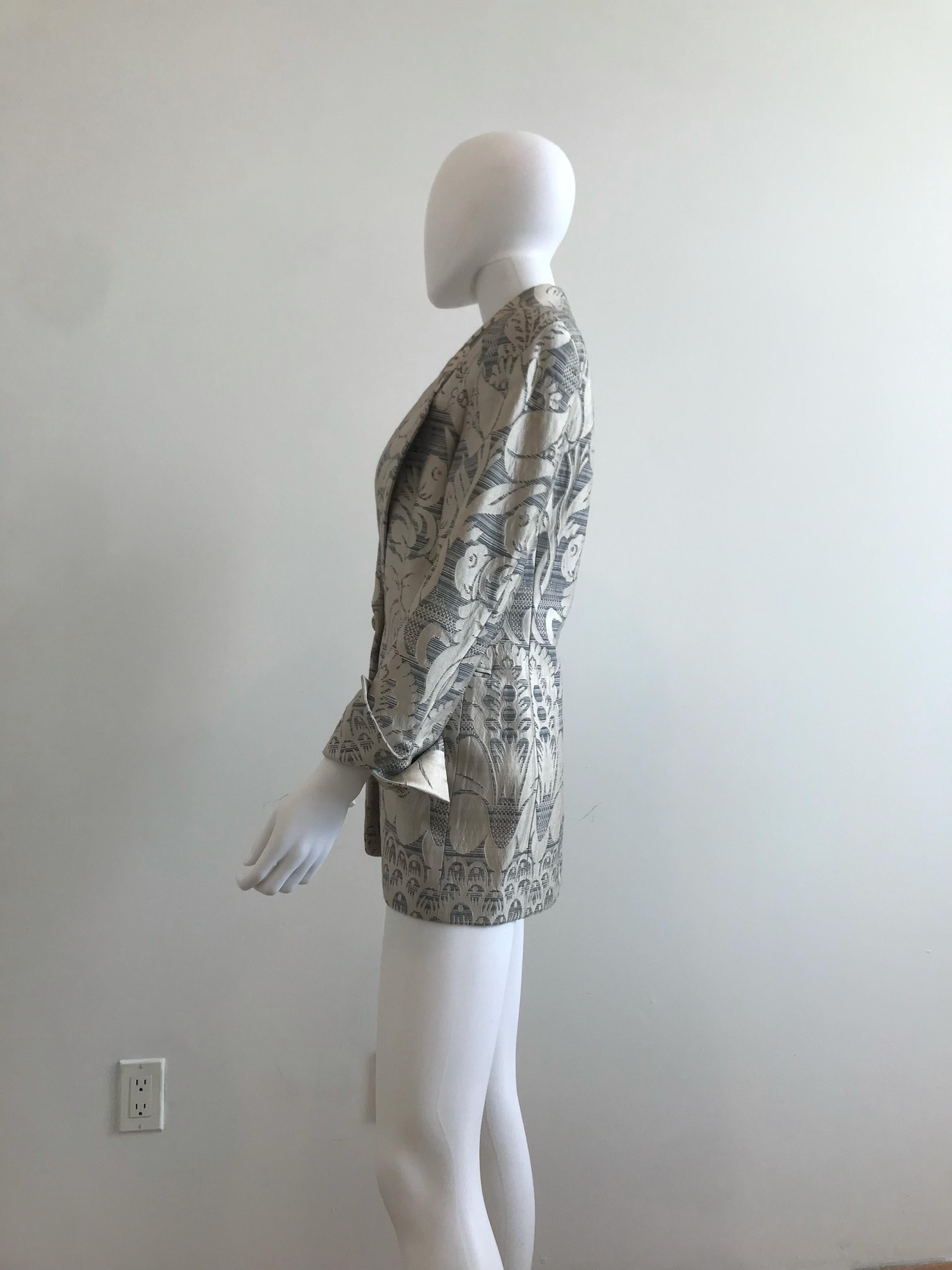 Vintage Gianfranco Ferre Paisley Print Jacket with Python Button In Good Condition For Sale In Brooklyn, NY