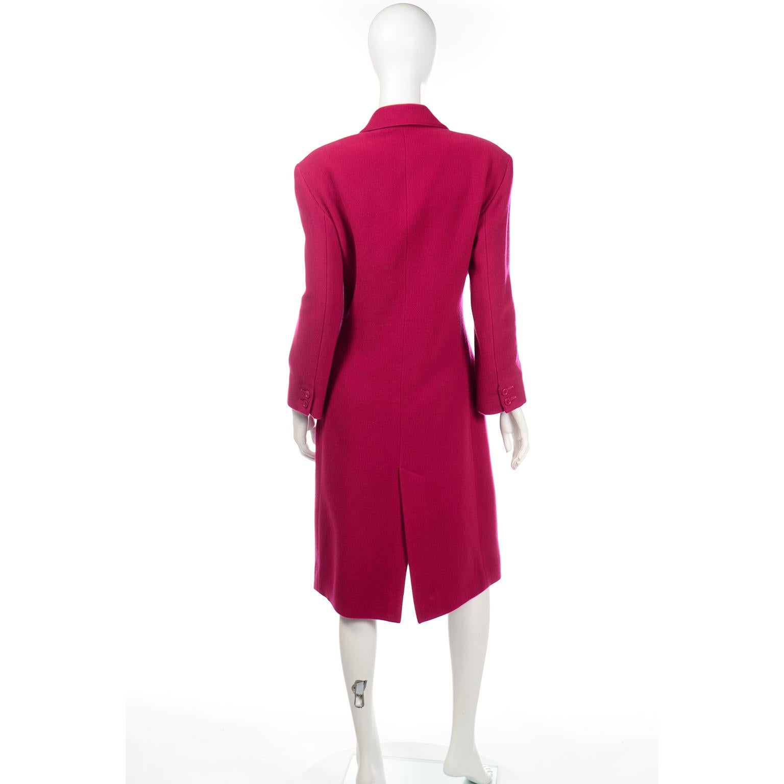 Rouge Manteau vintage Gianfranco Ferre rouge framboise laine cachemire mélangée en vente