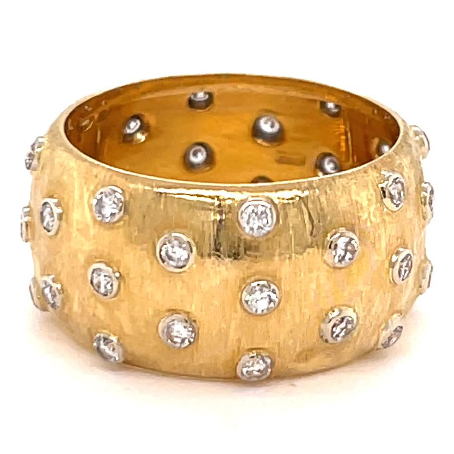 Women's or Men's Vintage Gianmaria Buccellati Diamond 18 Karat Gold Band Ring