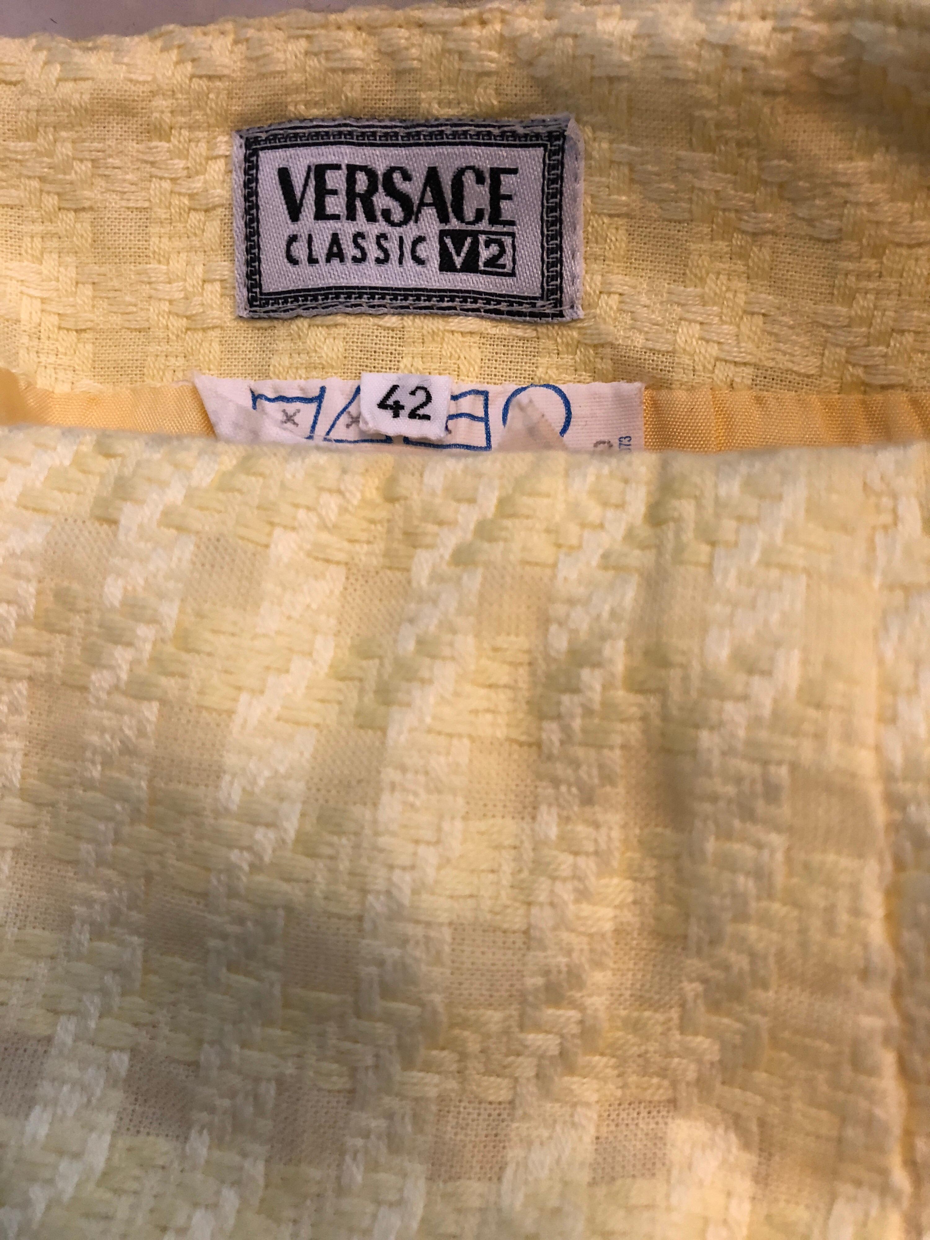 Vintage Gianni Versace 1990s Canary Yellow Sz 42 / 6 Cotton Mini Pencil Skirt For Sale 5