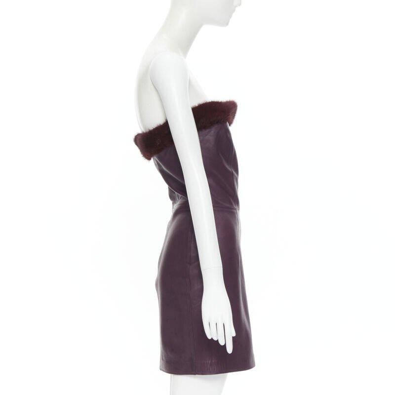 vintage GIANNI VERSACE 1997 purple leather fur trim strapless mini dress IT40 In Fair Condition For Sale In Hong Kong, NT