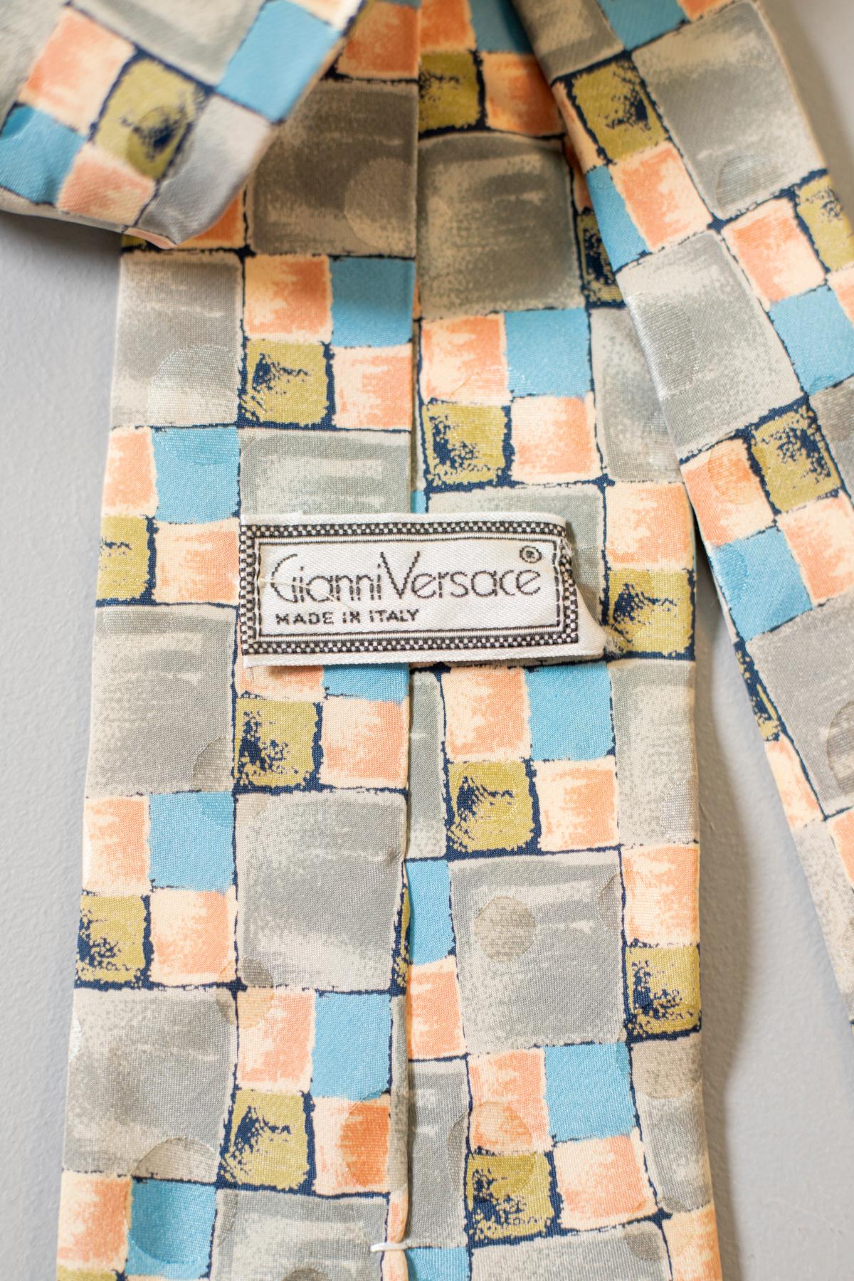 Beige Vintage Gianni Versace all-silk pastel tie  For Sale