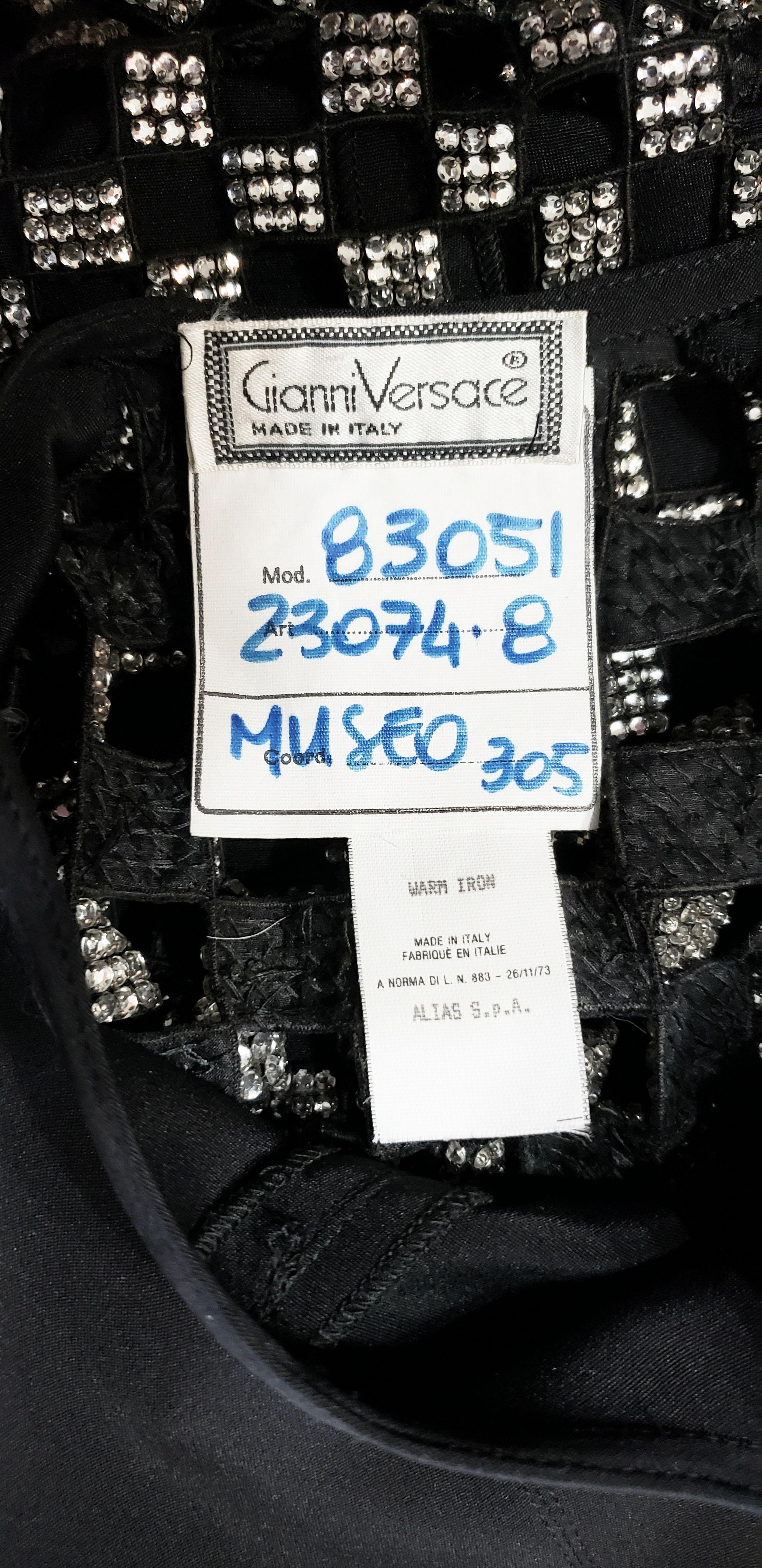 VINTAGE GIANNI VERSACE BLACK EMBELLISHED BACK LONG DRESS GOWN It 40 9