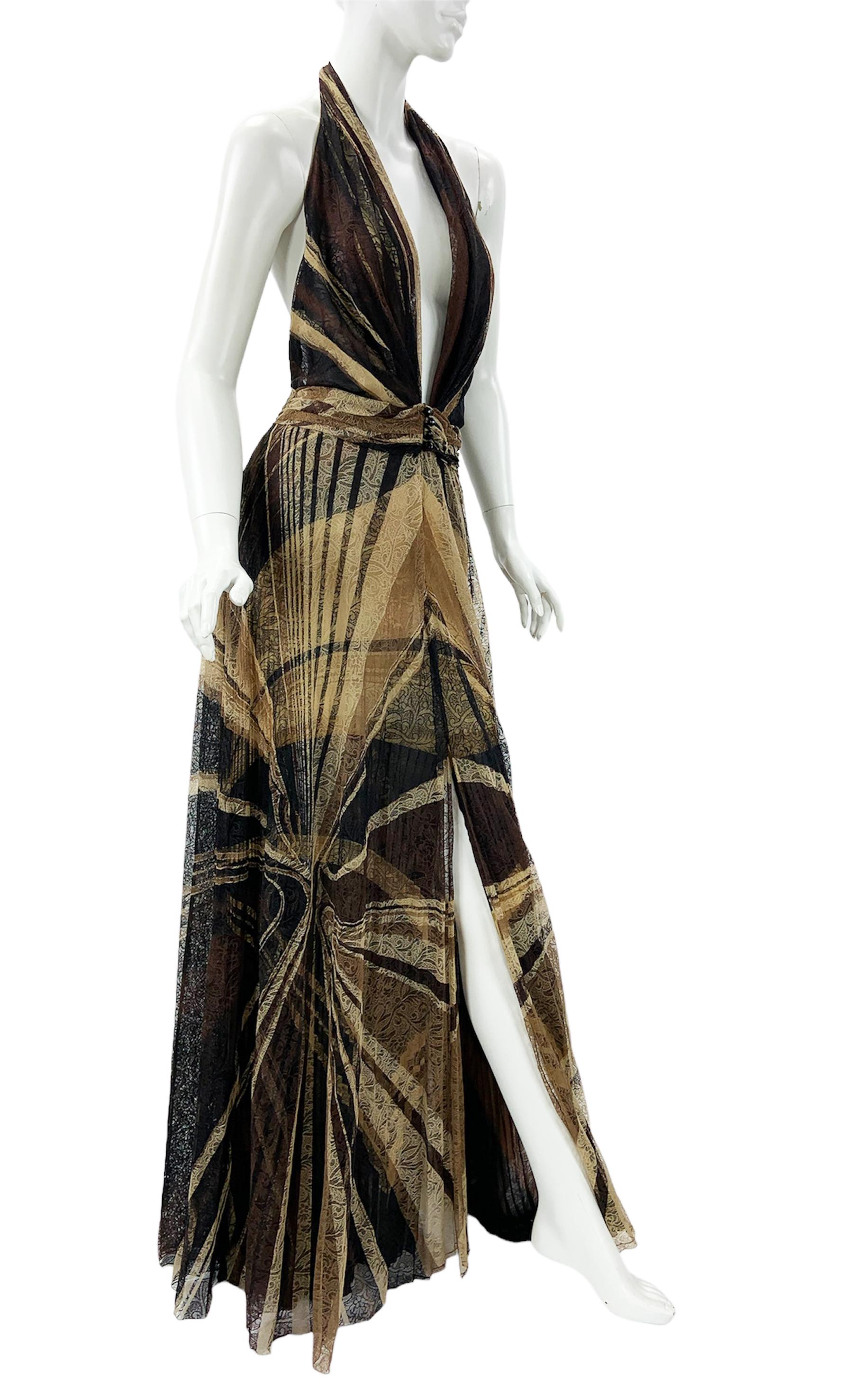 Women's Vintage Gianni Versace Couture FW 2000 AD Campaign Lace Plunging Dress Gown 40 For Sale