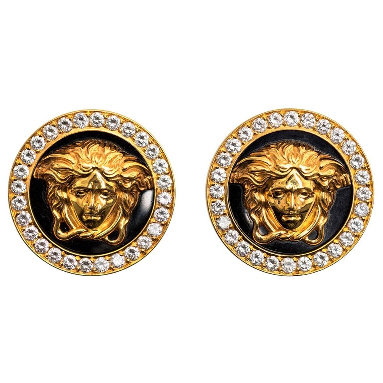 Medusa Earrings by Gianni Versace 18k Gold, Diamonds, Black Enamel, Italian  1980 For Sale at 1stDibs | versace lion earrings, versace earrings medusa, versace  earrings black and gold