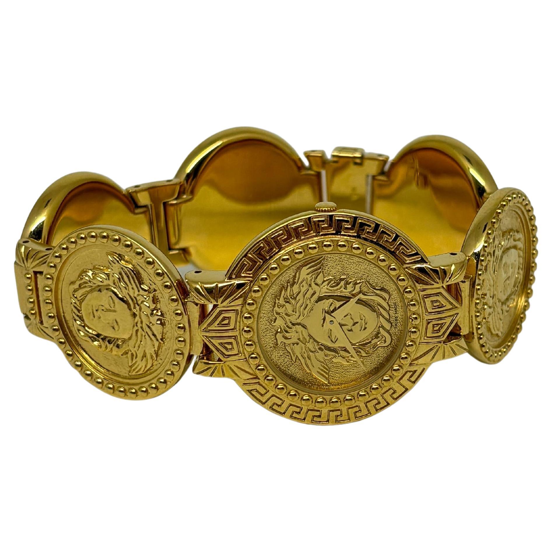 Vintage Gianni Versace Gold Medusa Coin Watch en vente