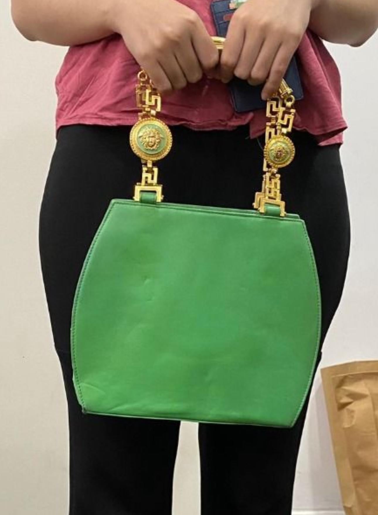 Vintage Gianni Versace Green Leather Medusa Handle Round Tote For Sale 11
