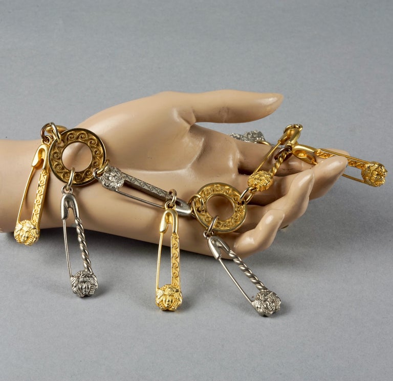 Vintage GIANNI VERSACE Iconic Medusa Safety Pin Necklace Belt For