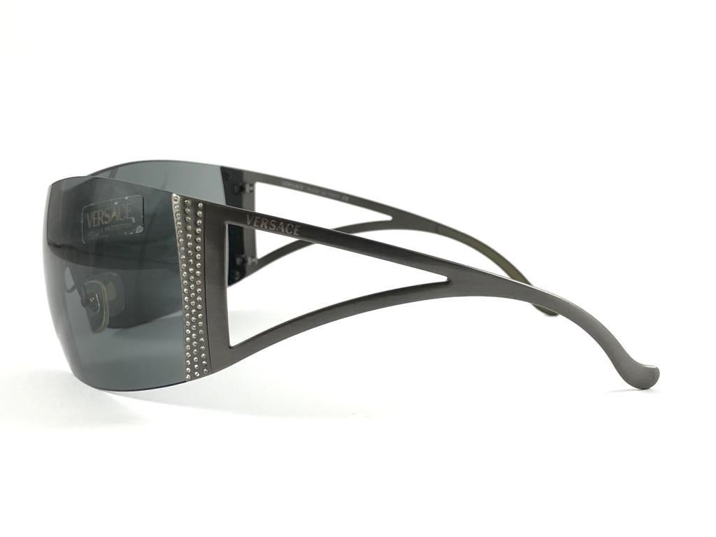 versace sunglasses 2000