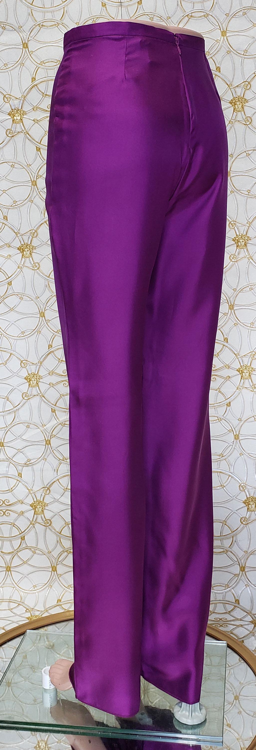 VINTAGE GIANNI VERSACE LILA 100% SEIDENHOSE Größe 42 - 8 im Zustand „Neu“ im Angebot in Montgomery, TX