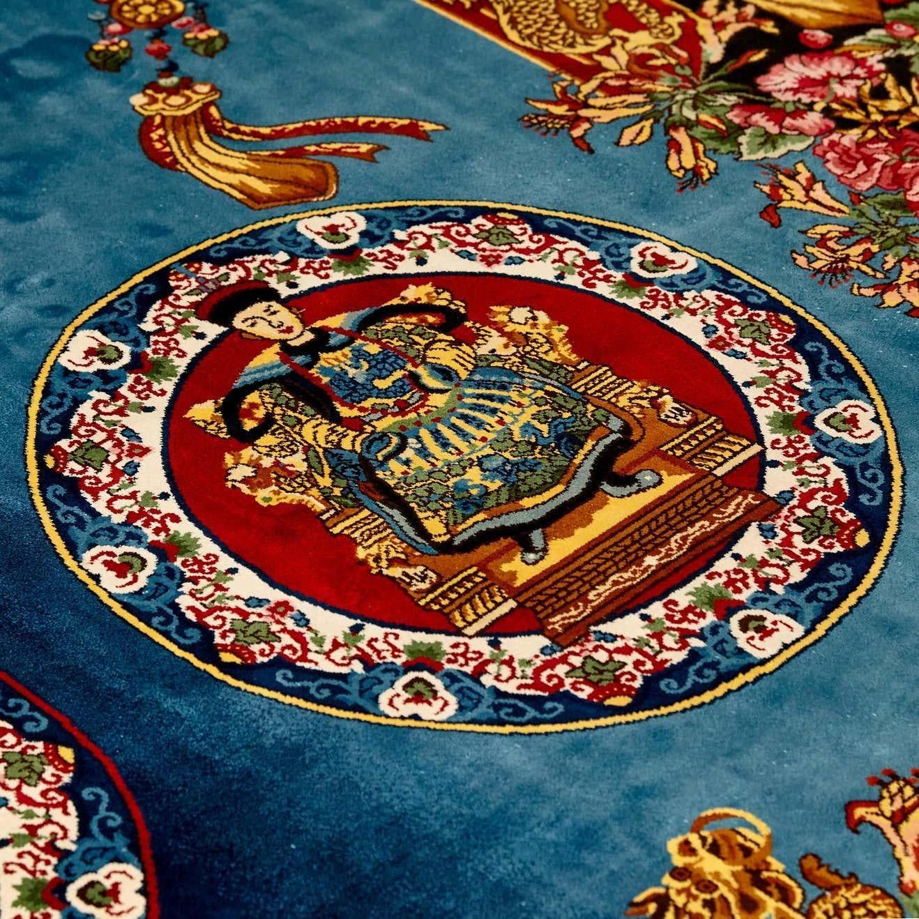 Seta Tappeto vintage in seta di Gianni Versace: Collezione Mandarin's Garden di Atelier Versace in vendita