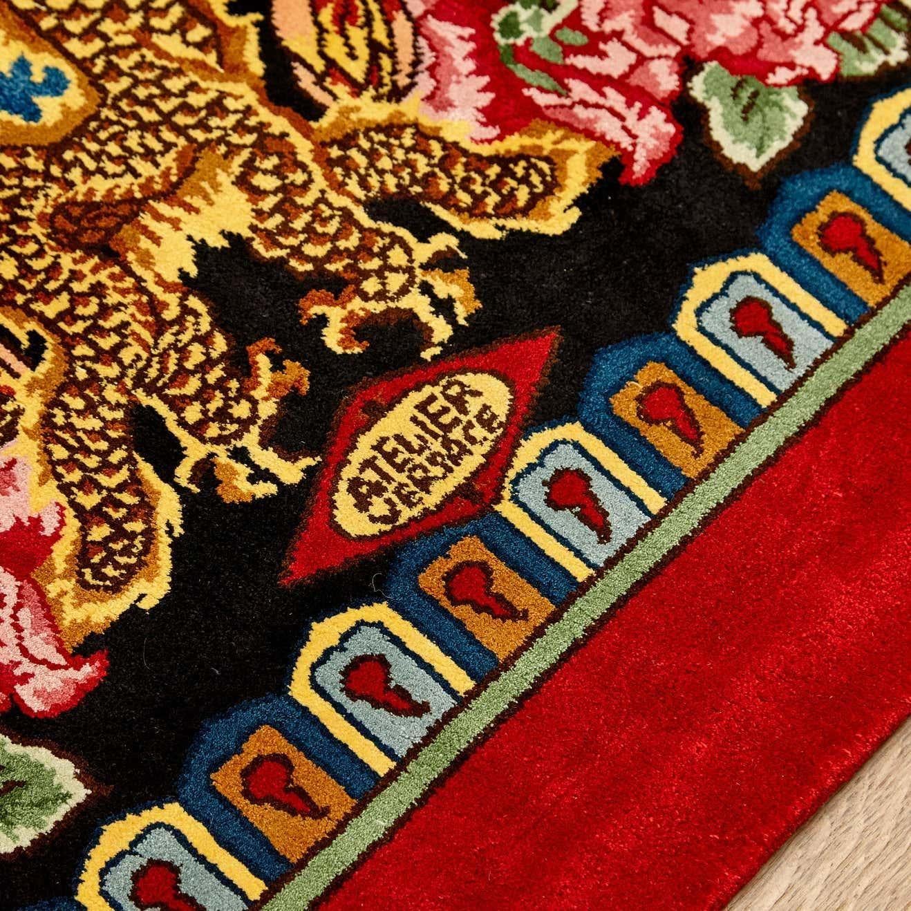 Tappeto vintage in seta di Gianni Versace: Collezione Mandarin's Garden di Atelier Versace in vendita 1